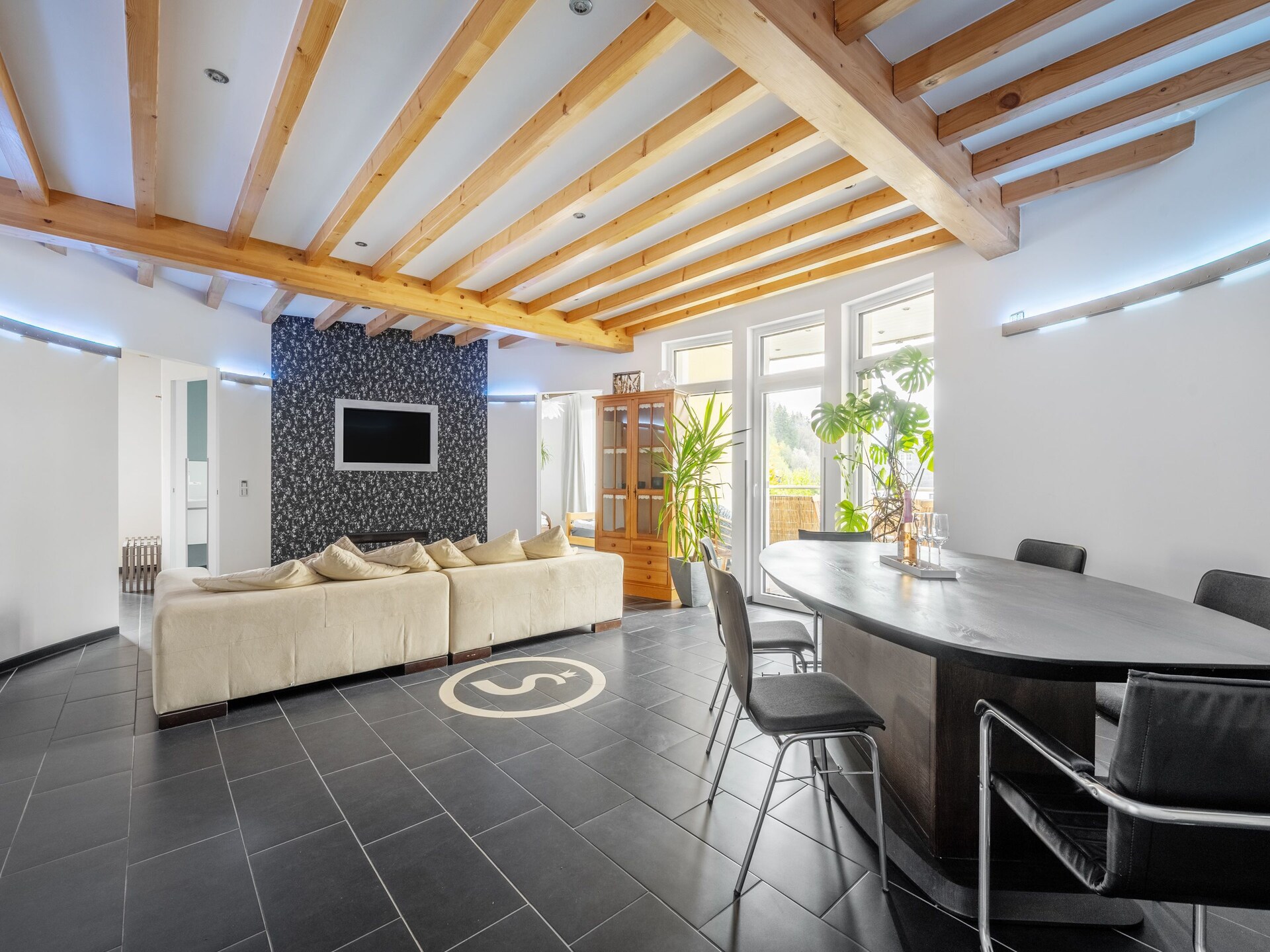 Duurzaam appartement in Herscheid-Sauerland met laadpaal en tuin - foto 3
