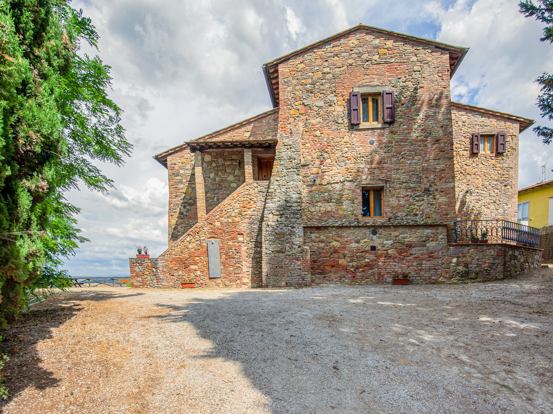 Ruime groepsboerderij met privézwembad in het Toscaanse Gambassi Terme - foto 1