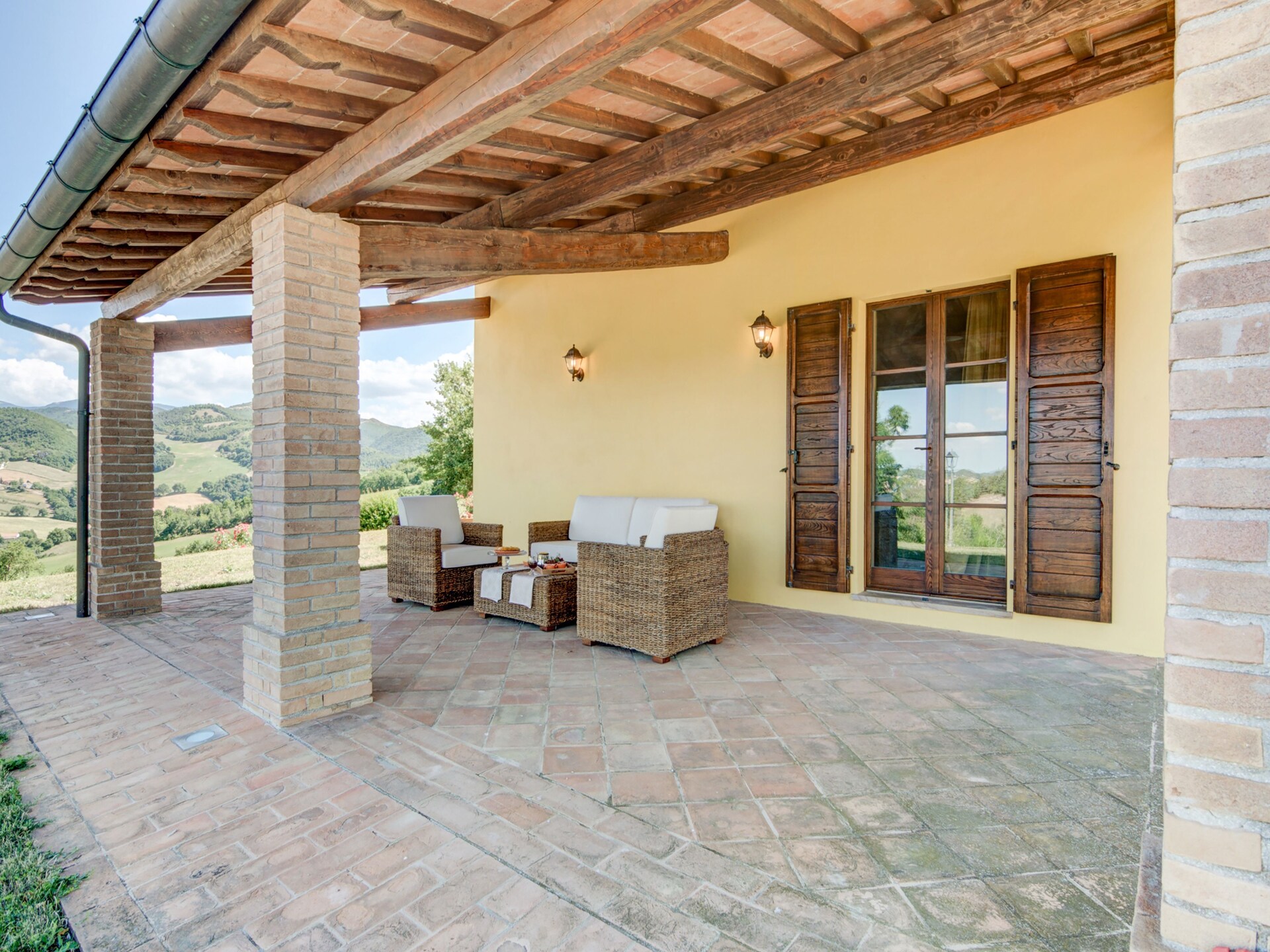 Elegant vakantiehuis met privétuin nabij Urbania, 7 personen - foto 27