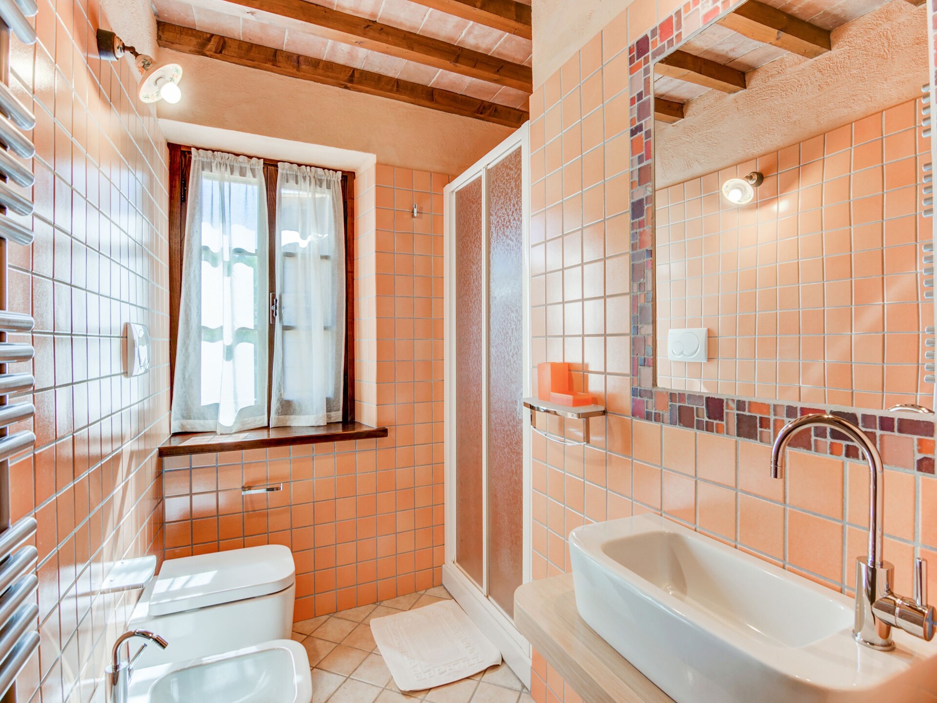Elegant vakantiehuis met privétuin nabij Urbania, 7 personen - foto 20
