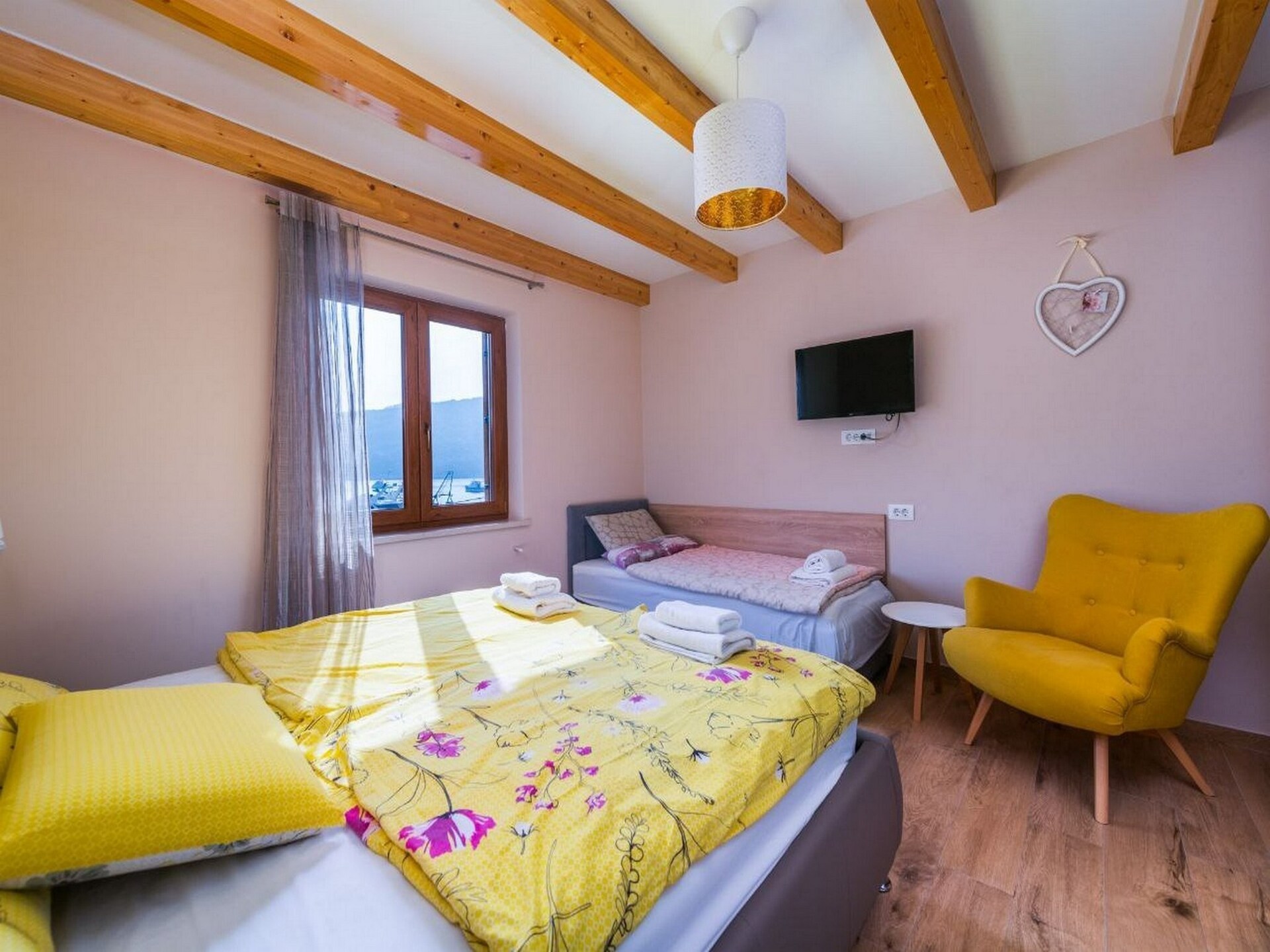 7-persoons villa direct aan zee in Krnica - foto 18
