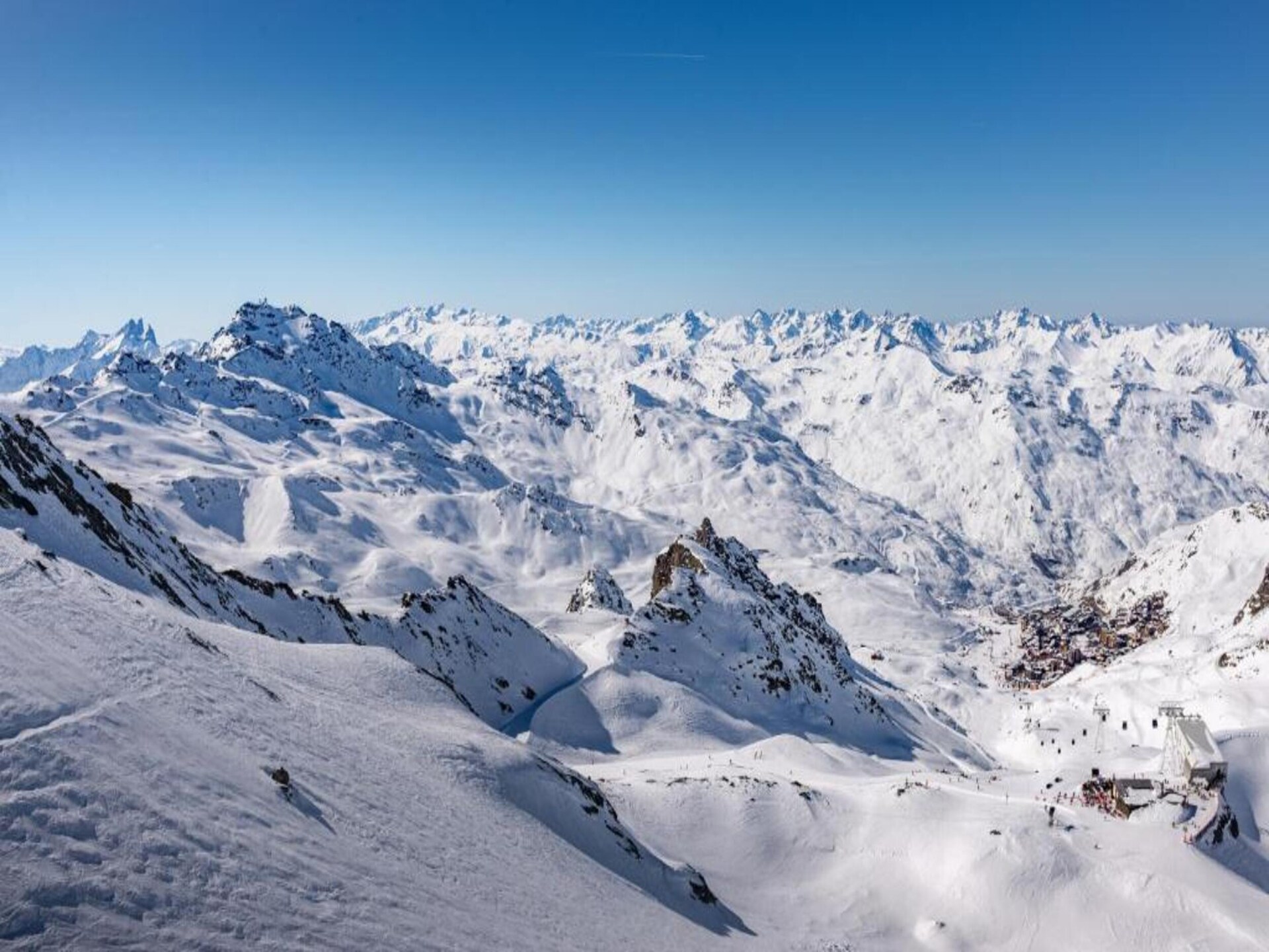 Ruim 6-slaapkamerappartement aan de piste met zwembad in Val Thorens - foto 23