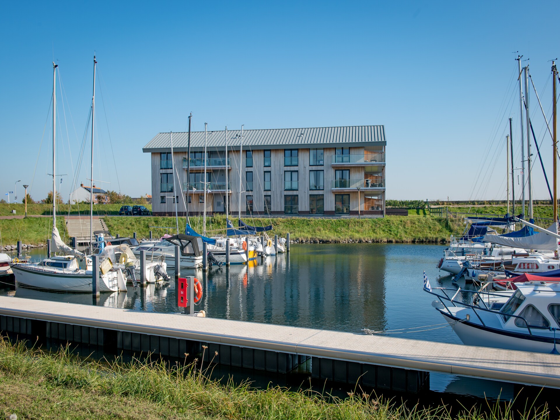 Luxe appartement aan Veerse Meer met panoramisch terras en golfbaan - foto 15