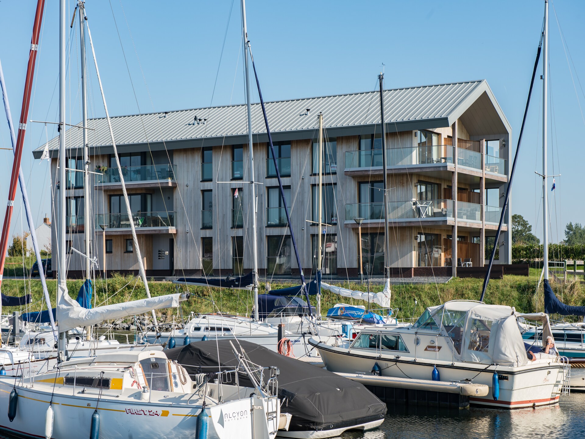 Luxe appartement aan Veerse Meer met panoramisch terras en golfbaan - foto 18