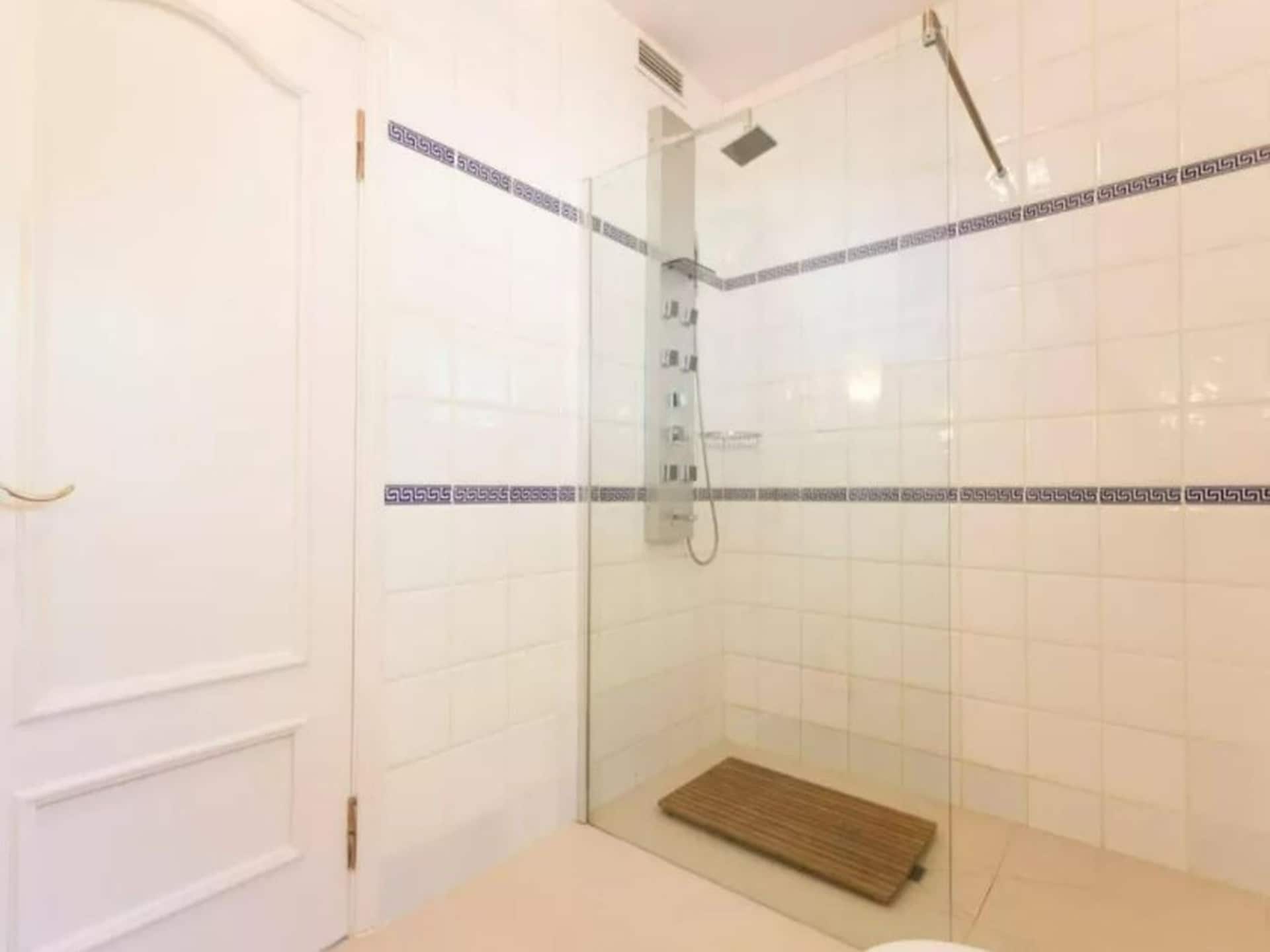 10-persoons villa met wellness en privézwembad in Portals Nous - foto 30