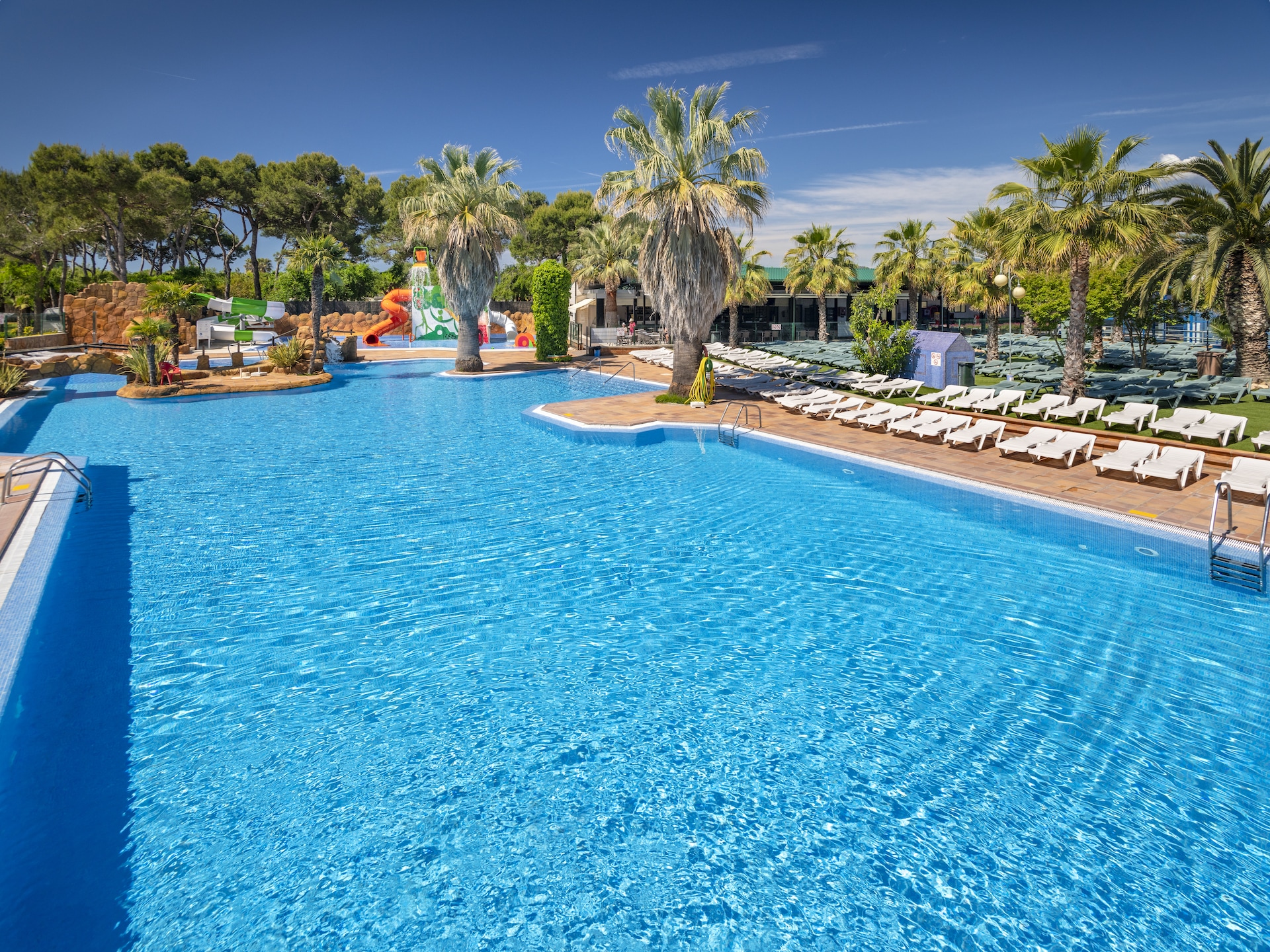 Comfortabel chalet voor 5 personen in Blanes op Camping Solmar - foto 21