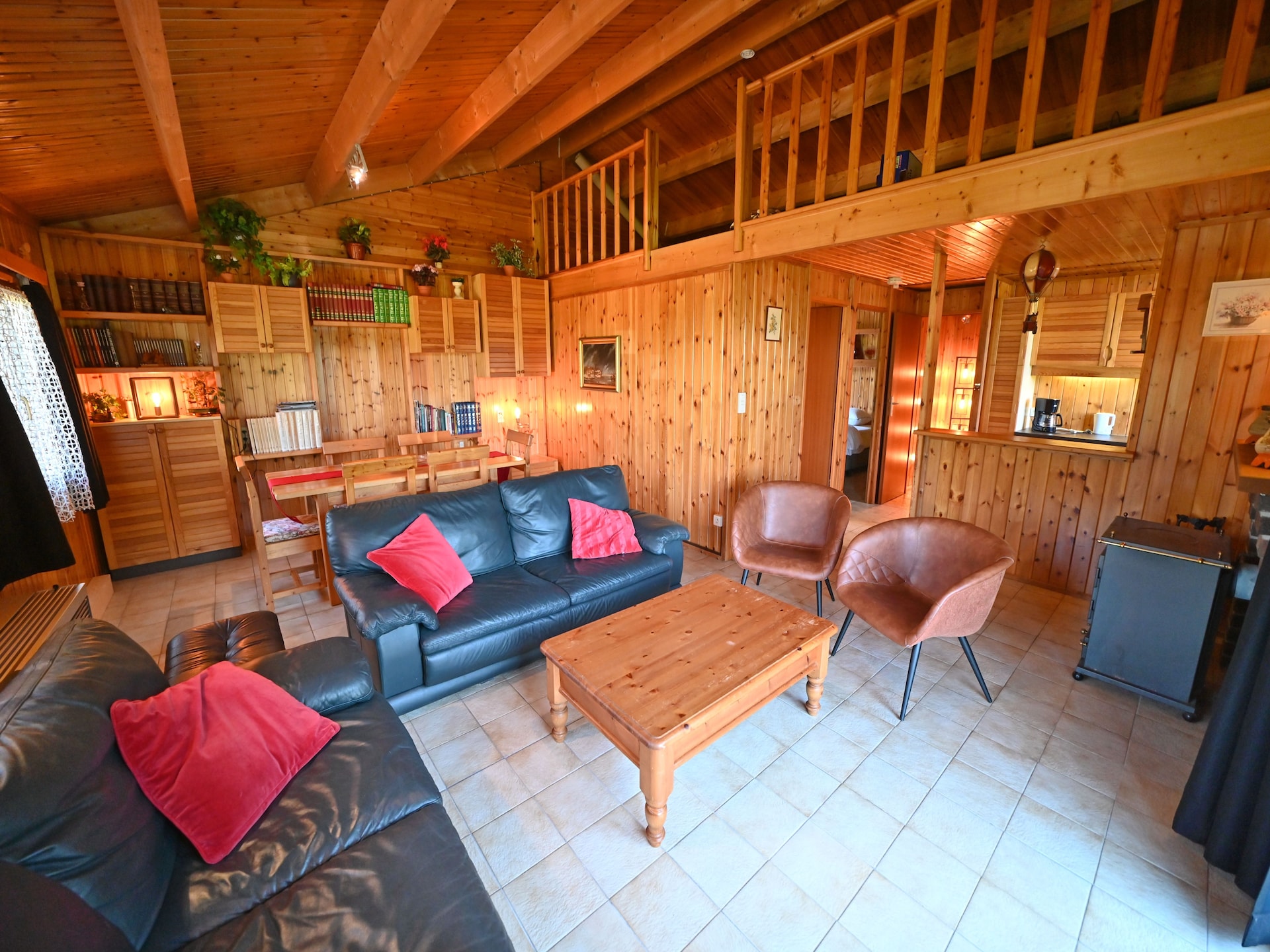 6-persoons chalet met hottub en Ourthe-uitzicht in Beffe - foto 7