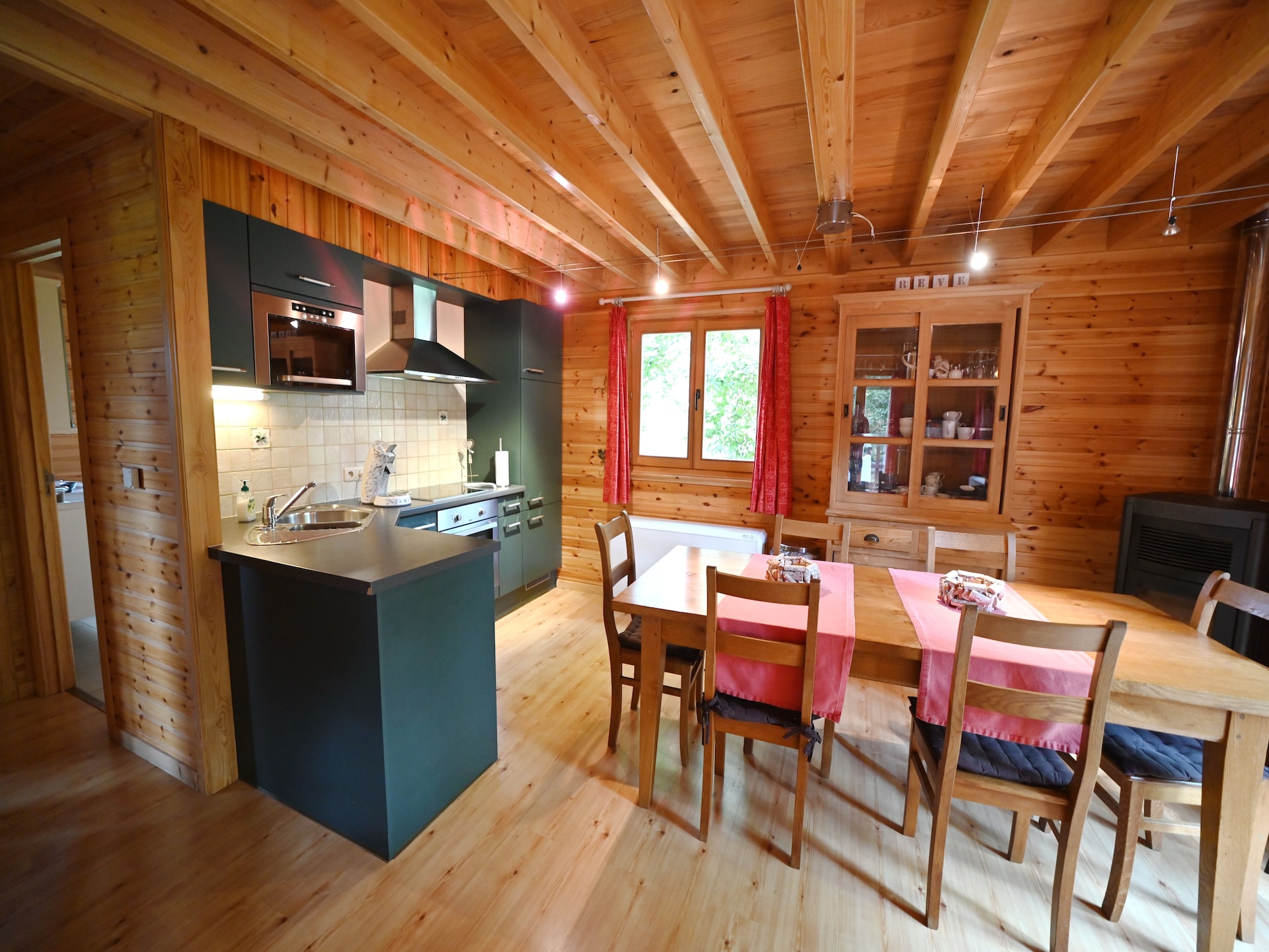 8-persoons chalet met sauna en pelletkachel in Biron - foto 20