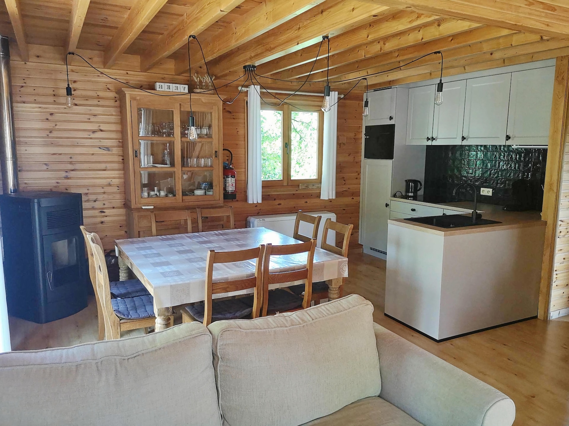 8-persoons chalet met sauna en pelletkachel in Biron - foto 30