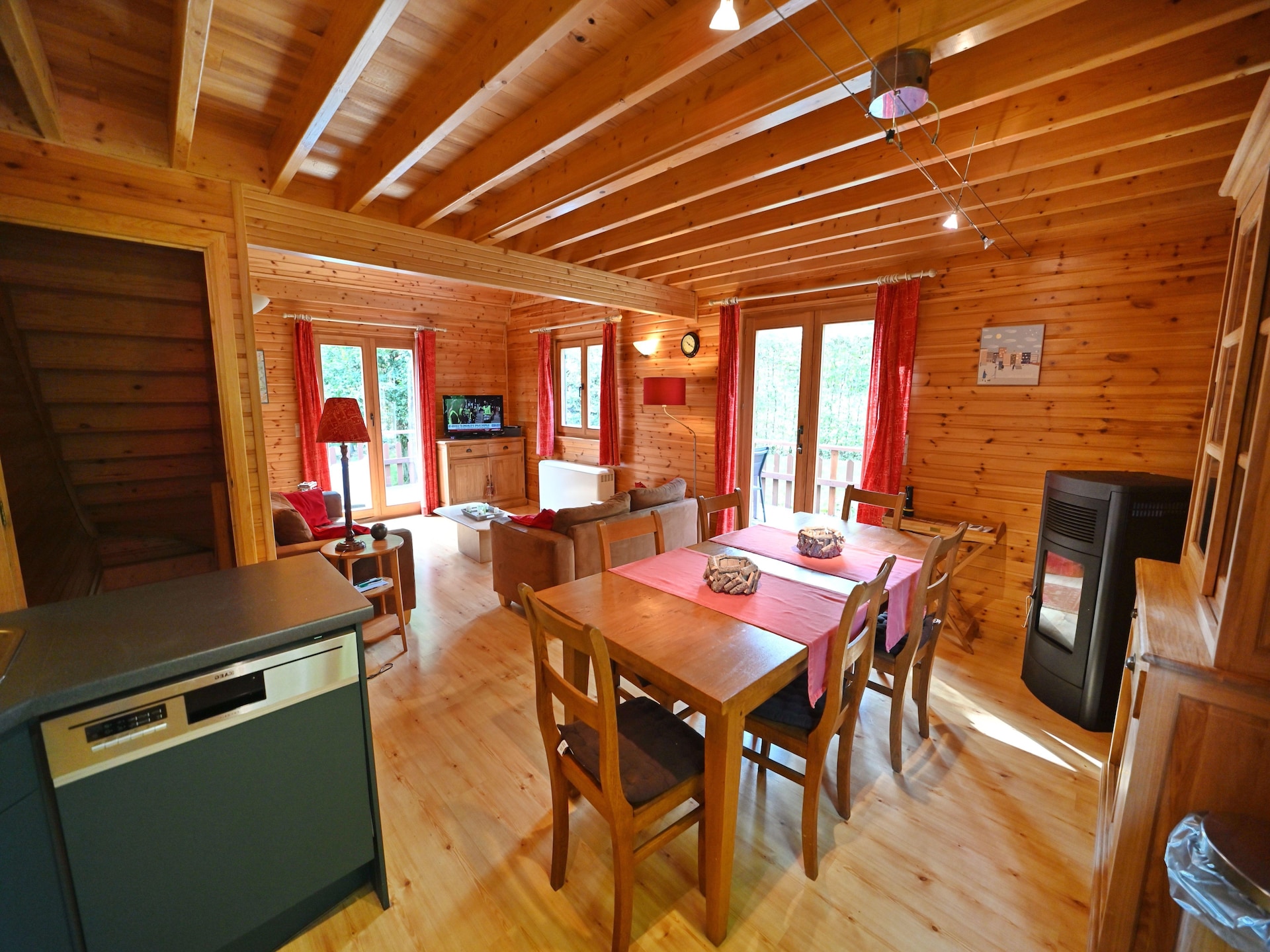 8-persoons chalet met sauna en pelletkachel in Biron - foto 31