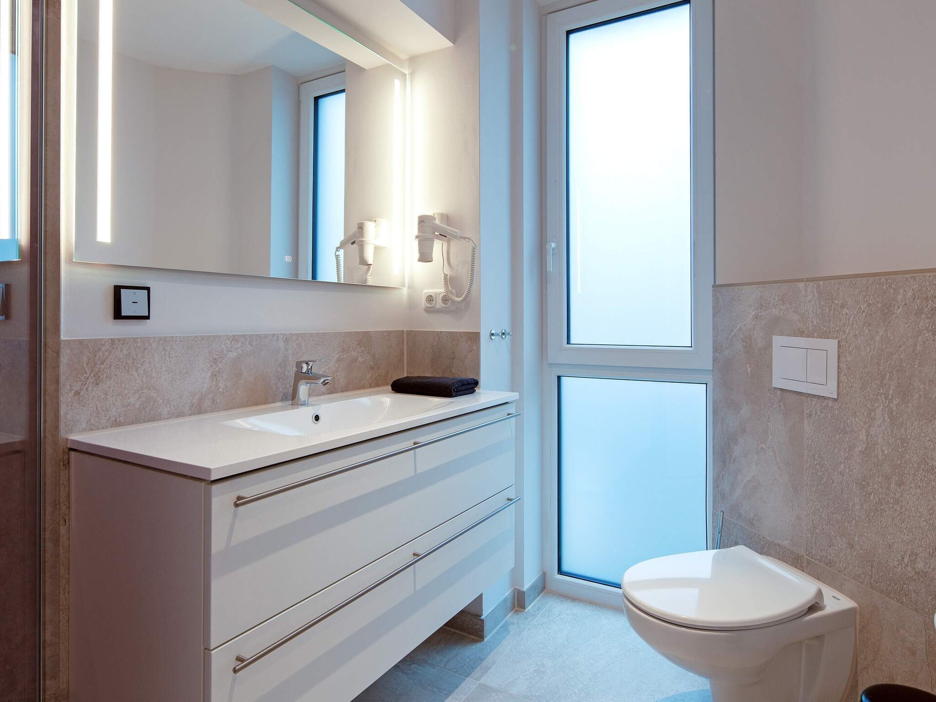 Appartement aan de Oostzee met panoramisch uitzicht op zee en jachthaven - foto 24