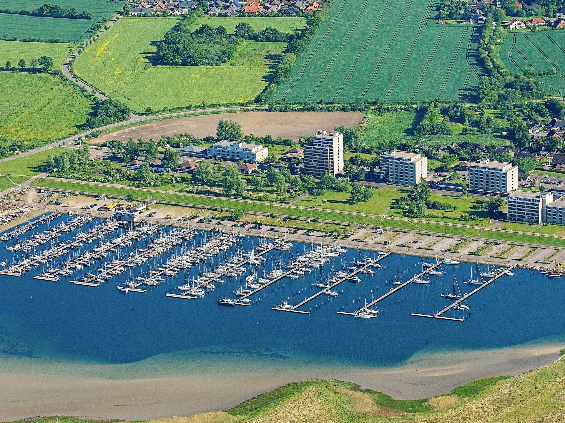 Appartement aan de Oostzee met panoramisch uitzicht op zee en jachthaven - foto 32