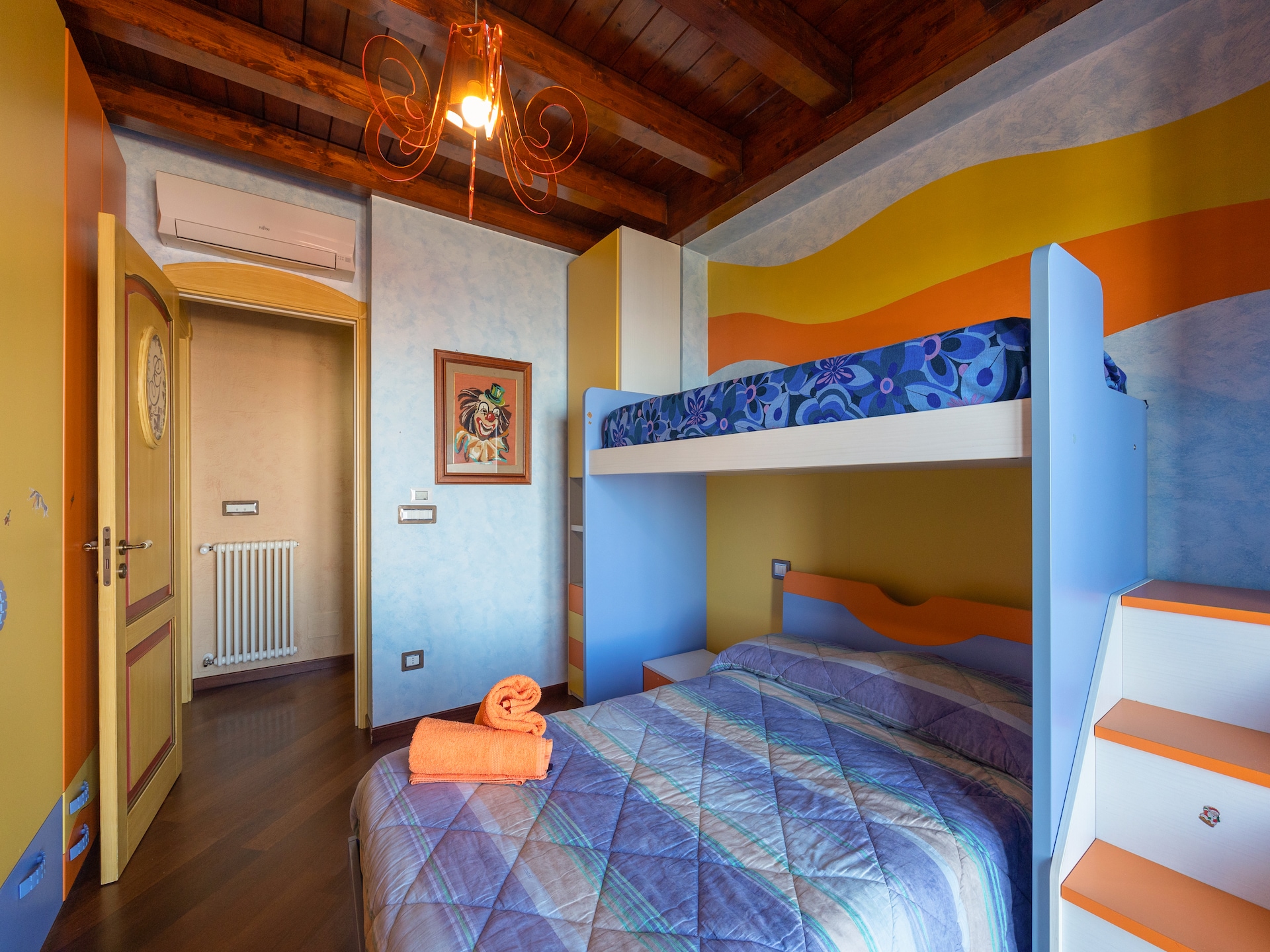 Ruime villa met panoramisch uitzicht, privézwembad en bubbelbad bij Gioiosa Marea - foto 17