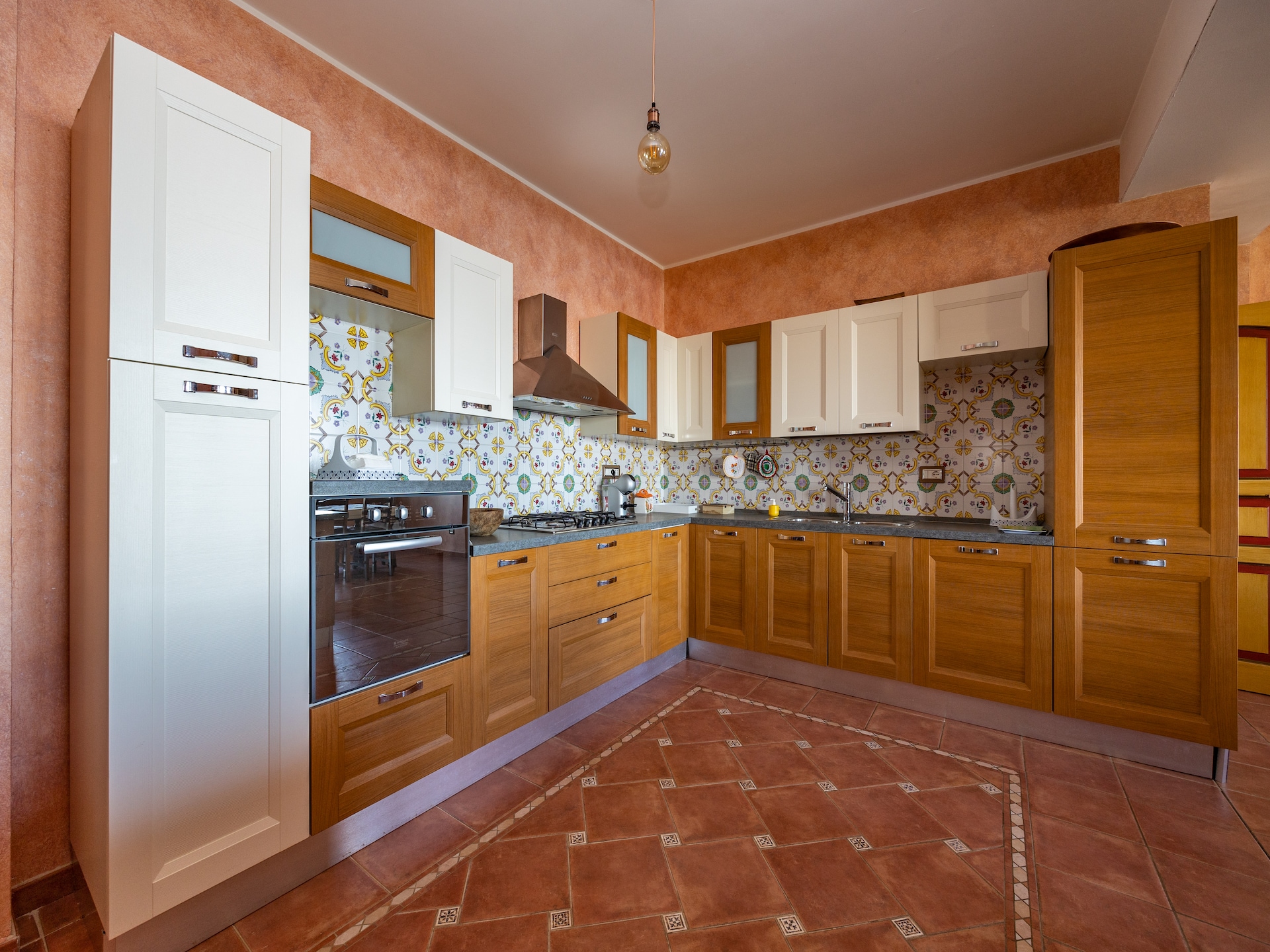 Ruime villa met panoramisch uitzicht, privézwembad en bubbelbad bij Gioiosa Marea - foto 15