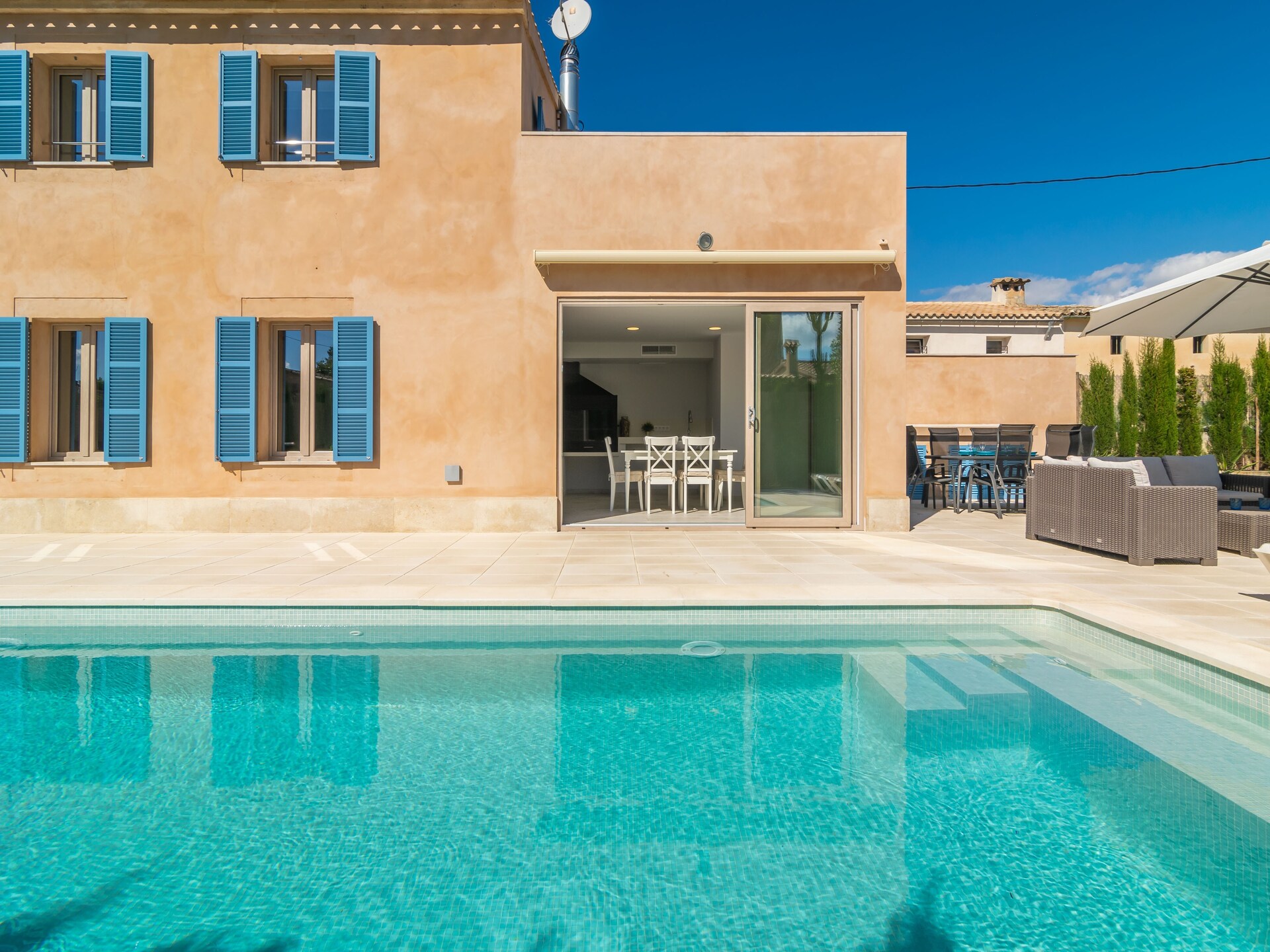 Moderne villa met privézwembad op 900 meter van authentiek Sineu - foto 3