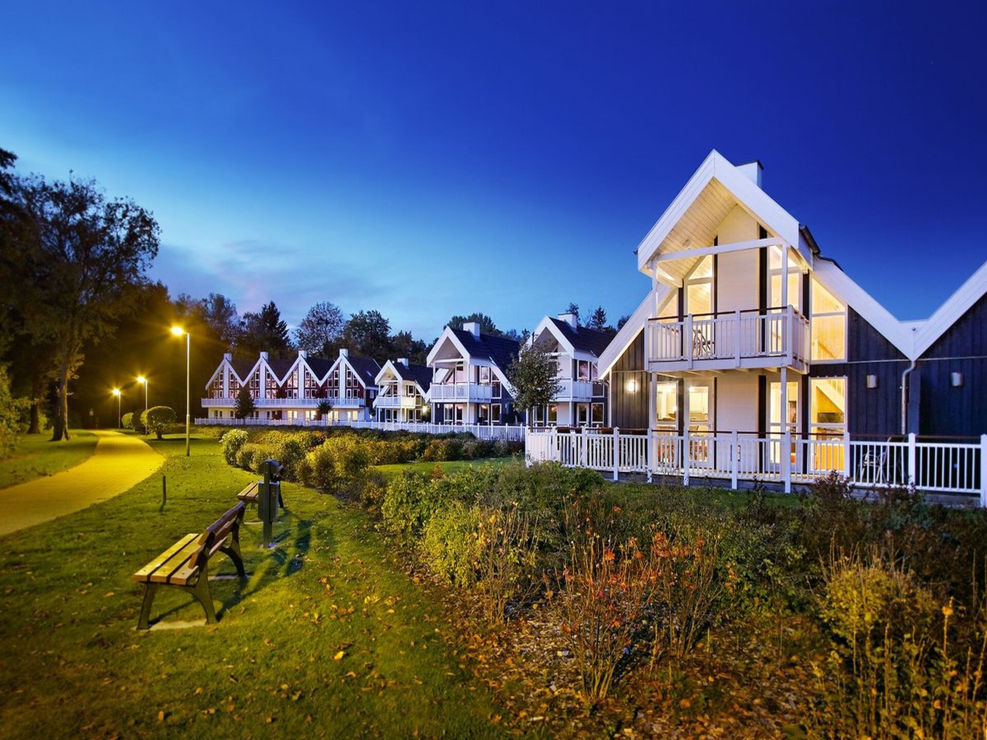Stijlvol vakantiehuis aan de Scharmützelsee in Bad Saarow - foto 1