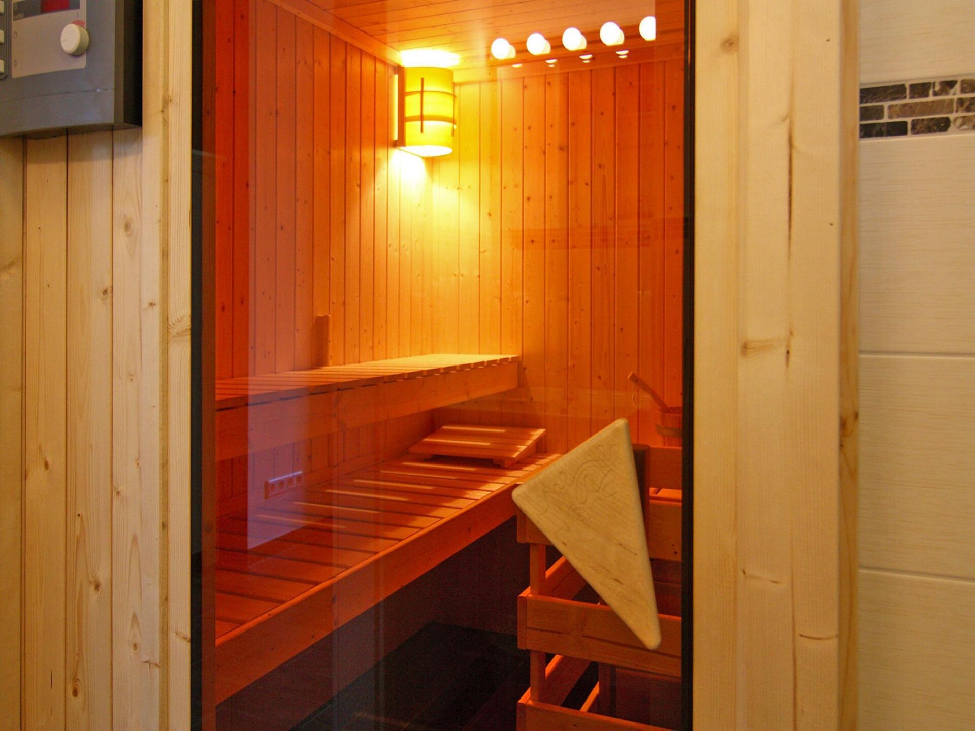 Kranichnest: Vrijstaand vakantiehuis met sauna aan de lagune van Usedom - foto 19