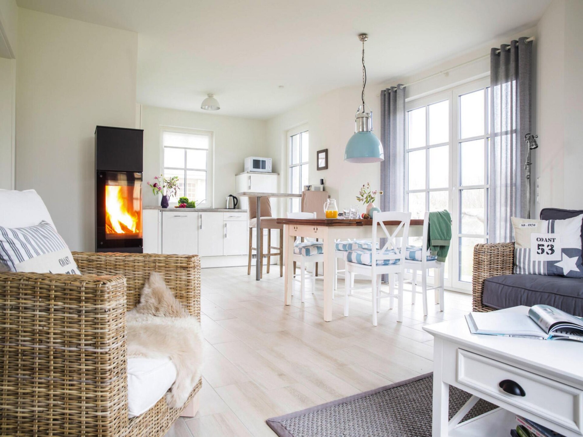 Vrijstaand rieten dakhuis met sauna aan de lagune, 100m van het water - foto 11