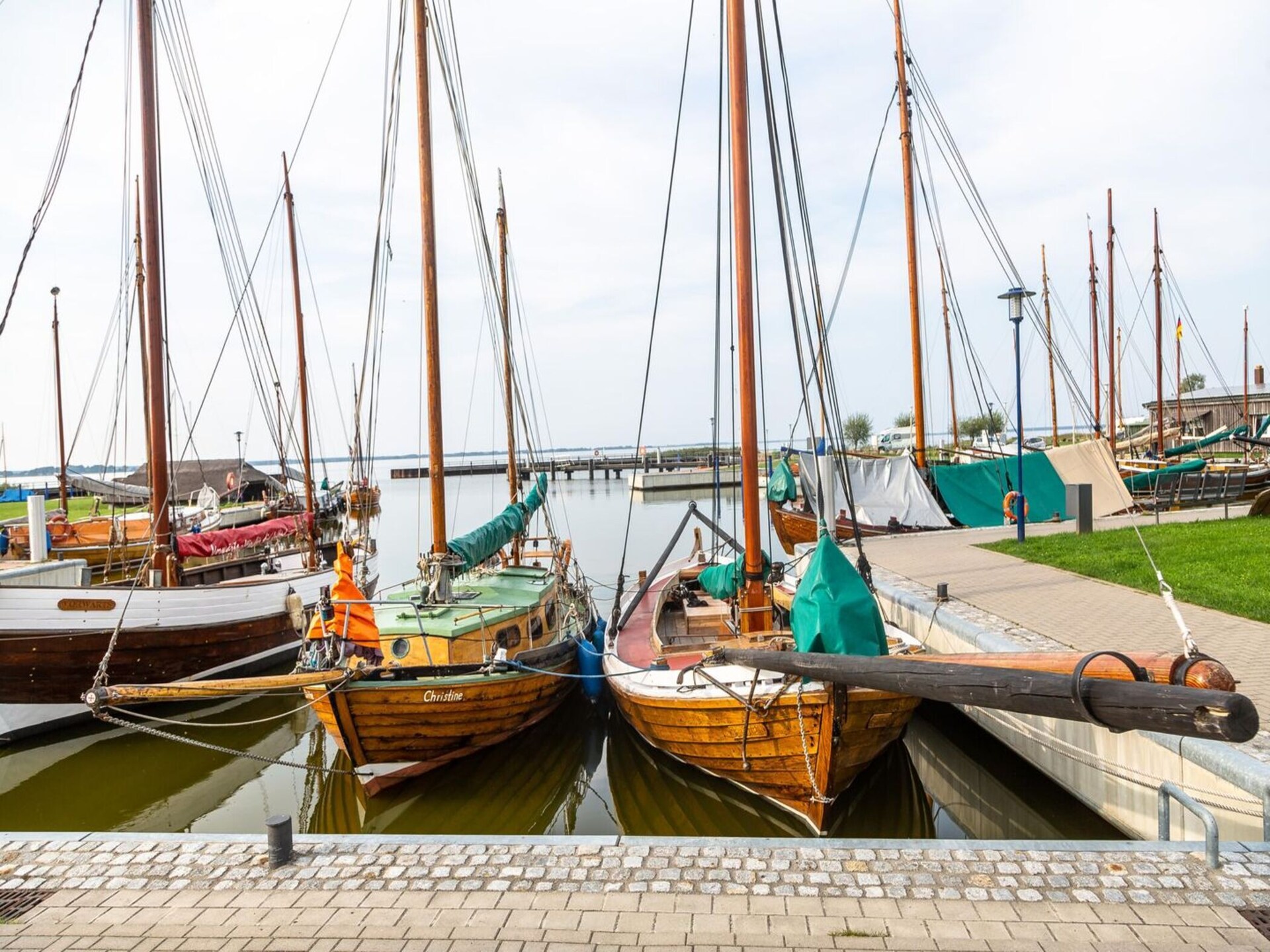 Luxe rietgedekt vakantiehuis met sauna op 100 meter van de lagune - foto 27