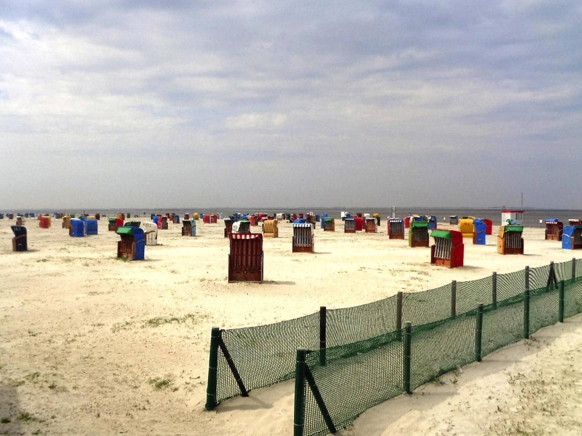 Zonovergoten vakantiehuis met grote tuin, vlakbij strand Neßmersiel - foto 17