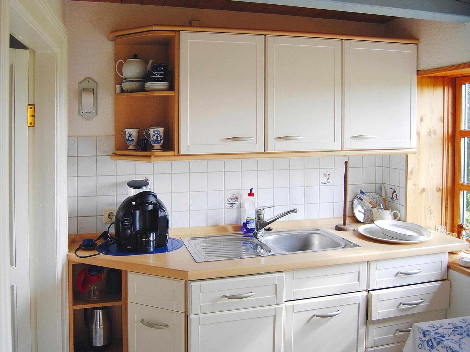 Fries rietgedekt huis nabij Husum met zonneterras - foto 7