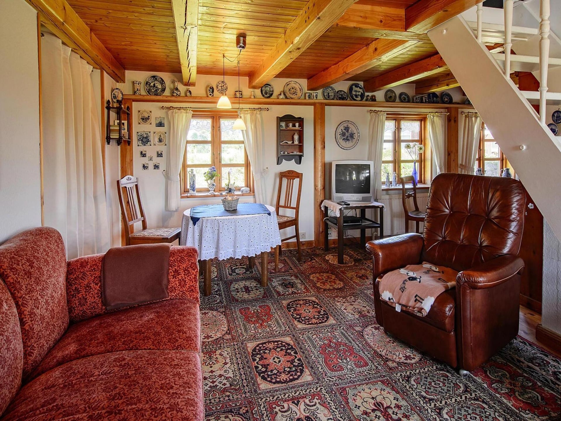 Fries rietgedekt huis nabij Husum met zonneterras - foto 4