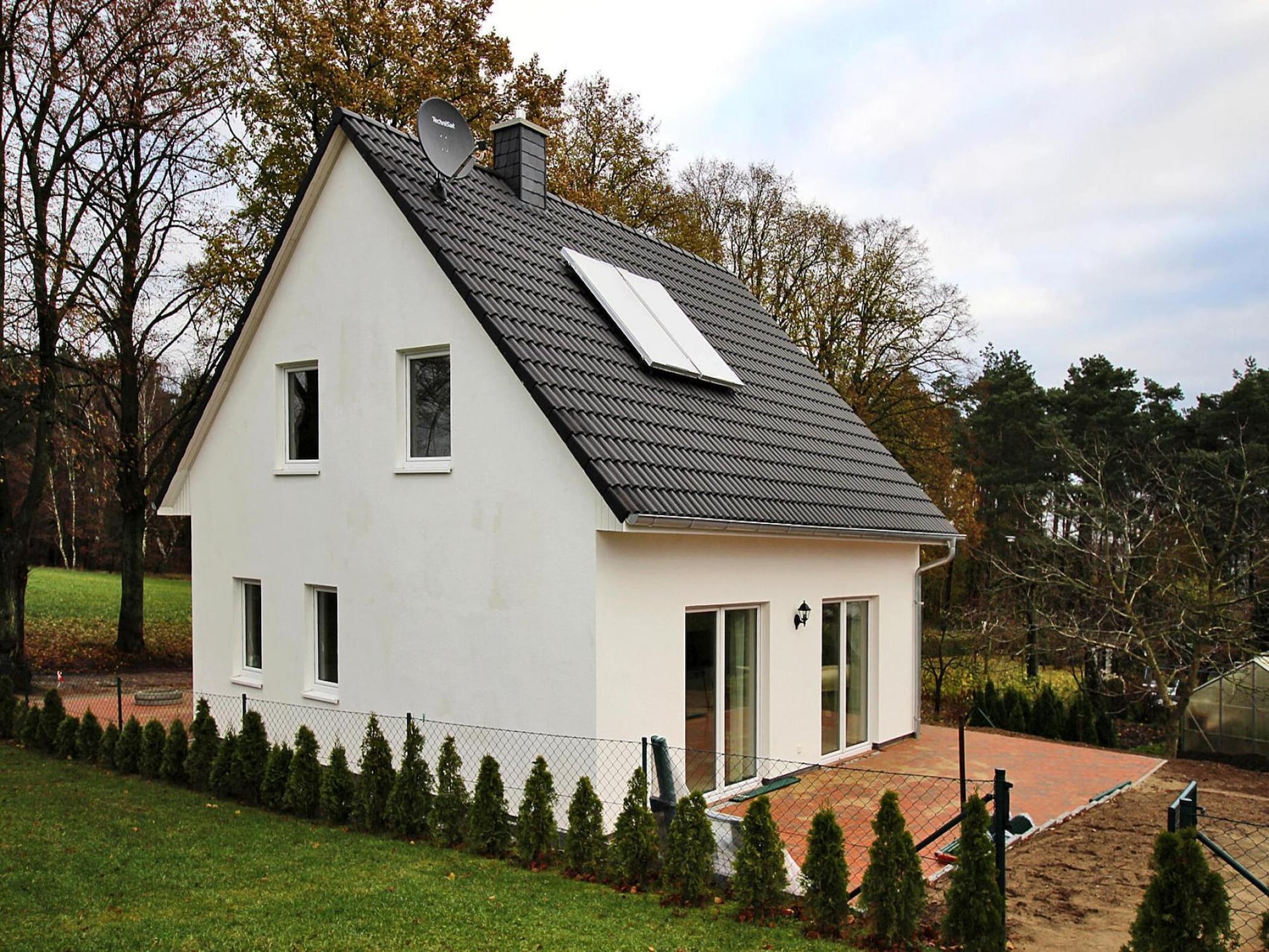 8-persoons vakantiehuis in Plau am See op 350 m van het strand - foto 16