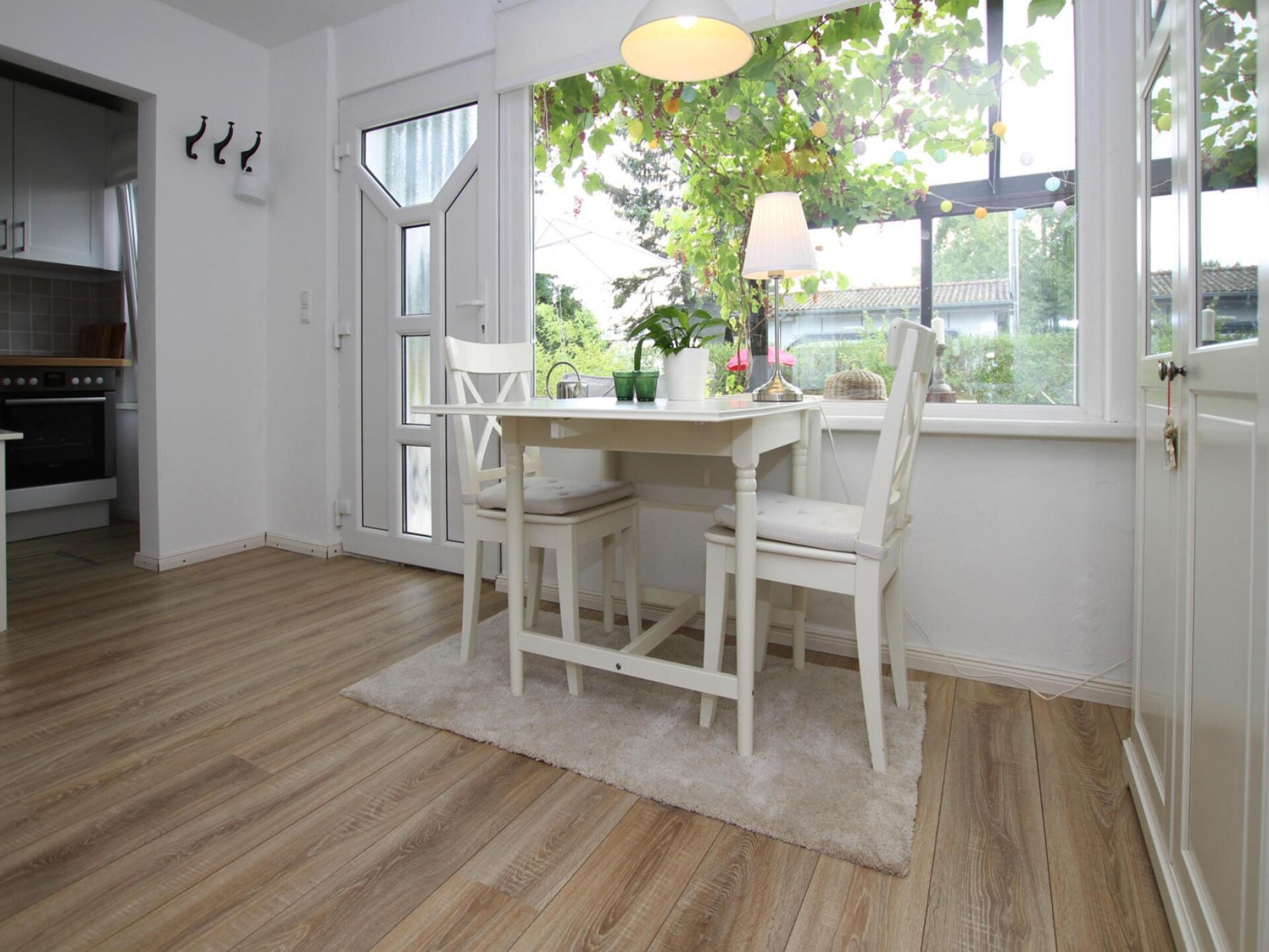 Lichte bungalow met tuin en houtkachel op 300 meter van de Dobbertinsee - foto 10