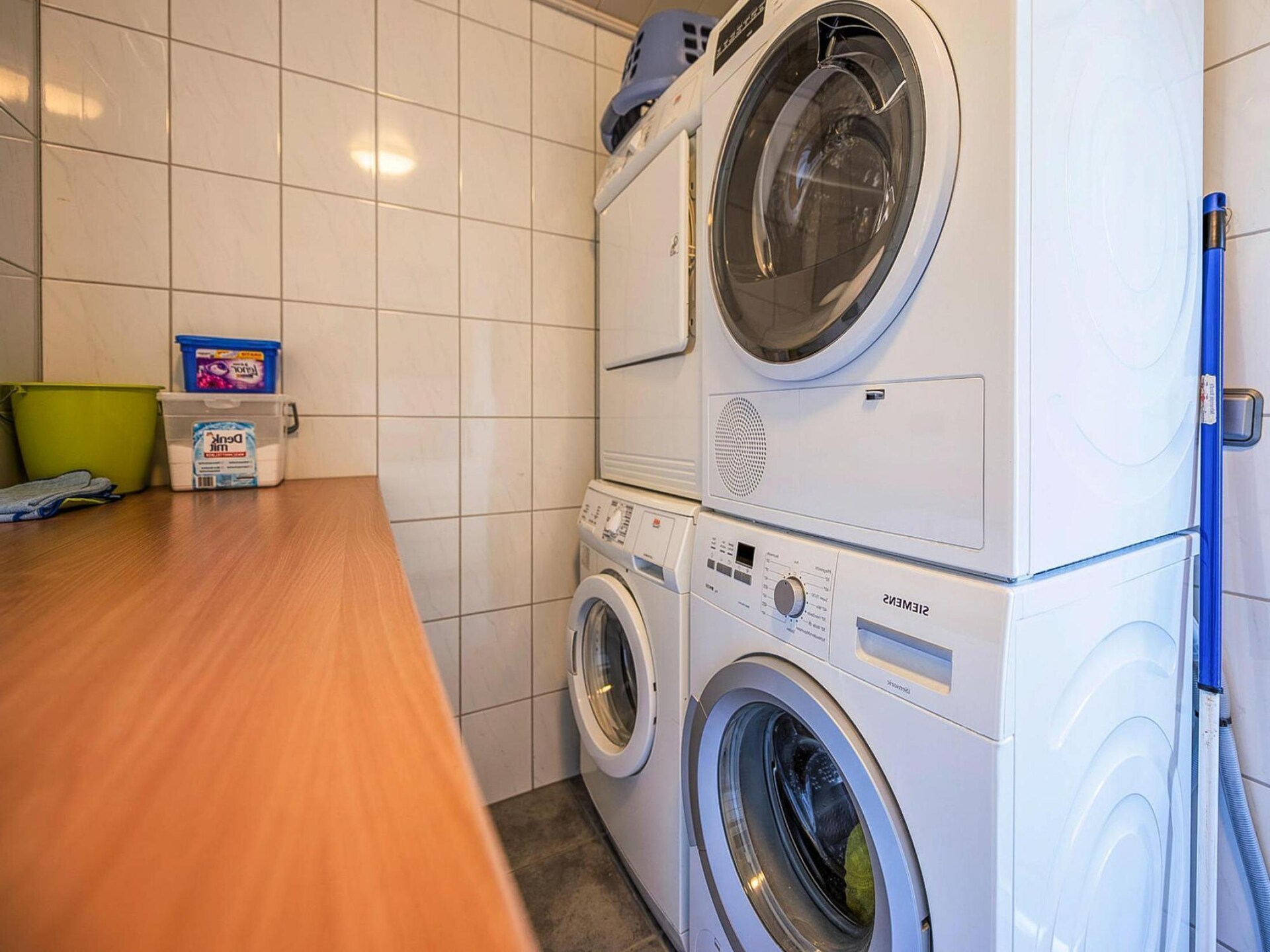 Op 300 m van zee: Rustgevend vakantiehuis in centrum Friedrichskoog-Spitze - foto 12
