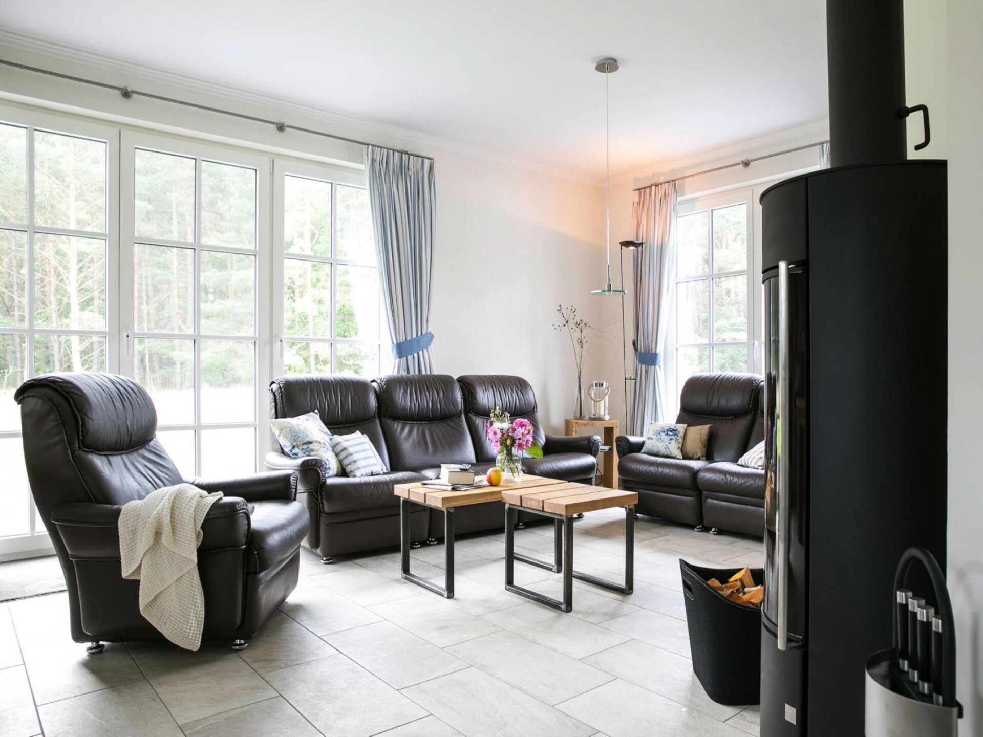 Rietgedekt vakantiehuis aan de lagune met sauna, 100 meter van het water - foto 13
