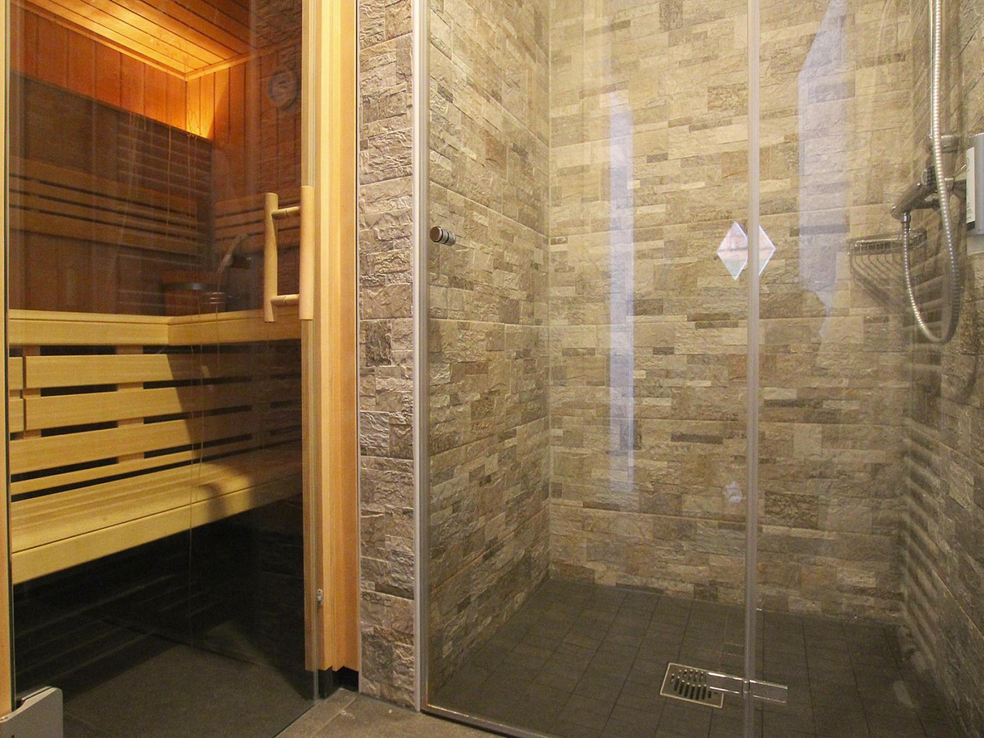 Op 800 m van de piste: Luxe vakantiehuis voor 4 personen in Schierke - foto 20
