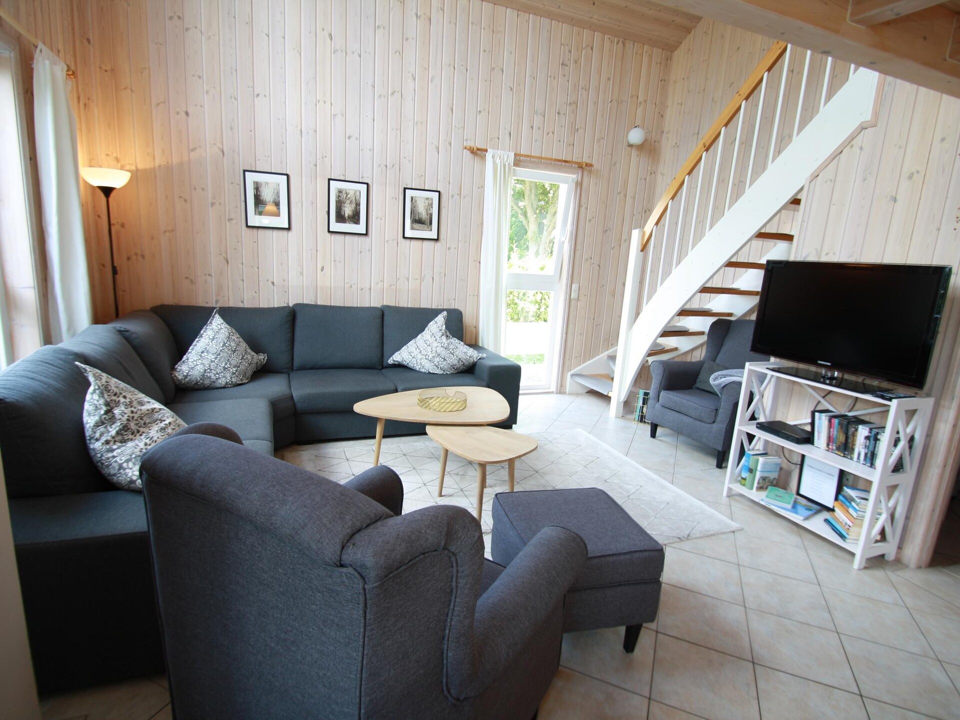 Ruim vakantiehuis met sauna en whirlpool direct aan het Dümmermeer - foto 6