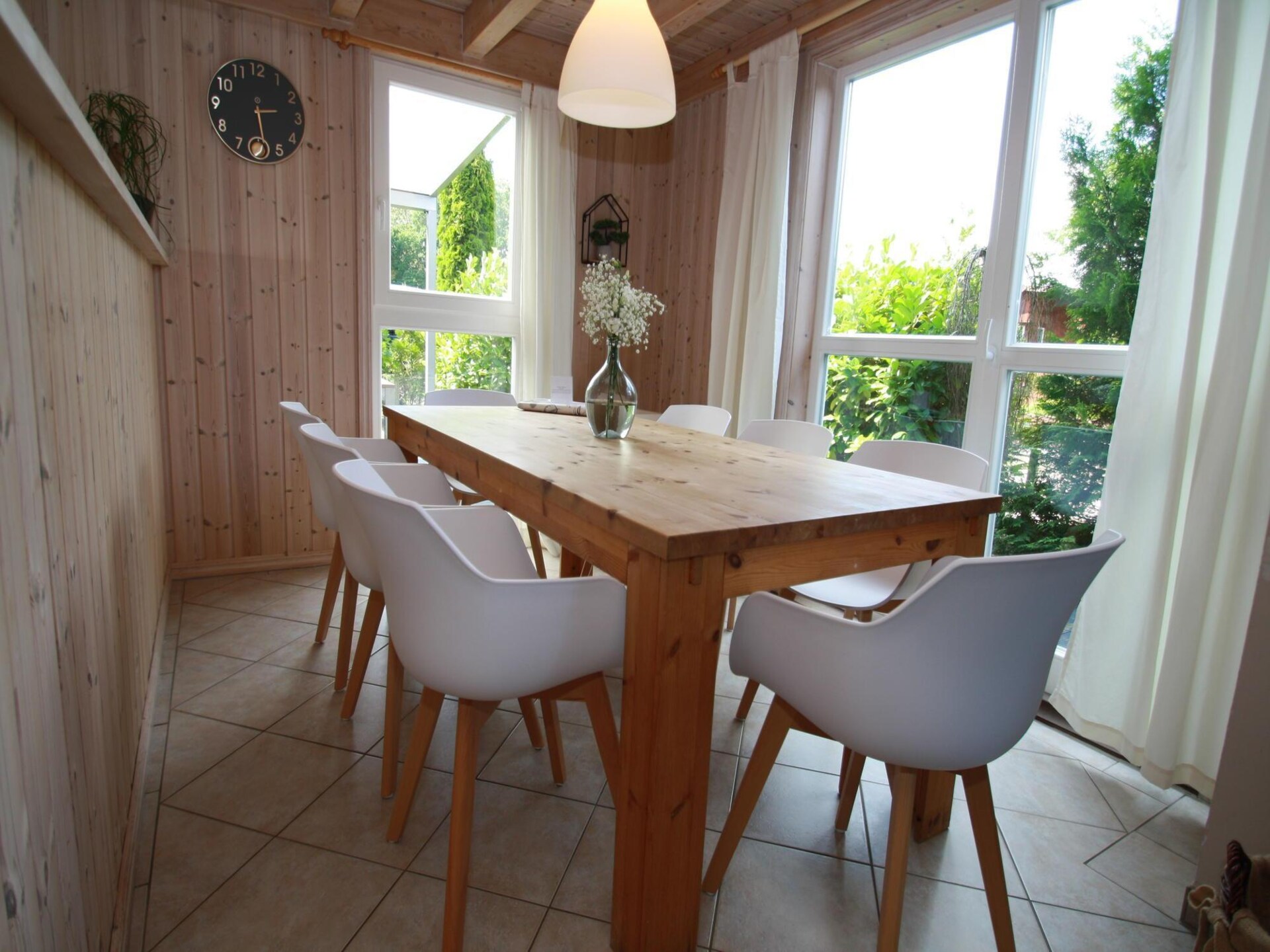 Ruim vakantiehuis met sauna en whirlpool direct aan het Dümmermeer - foto 7