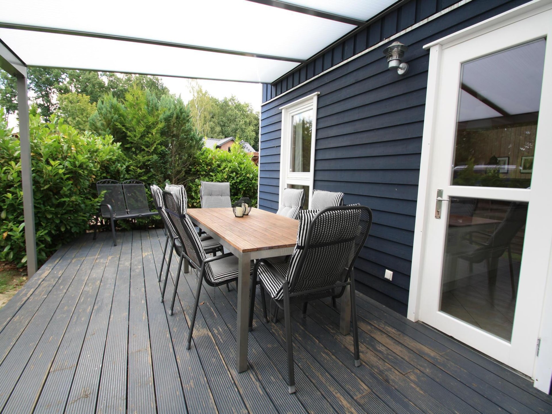 Ruim vakantiehuis met sauna en whirlpool direct aan het Dümmermeer - foto 22