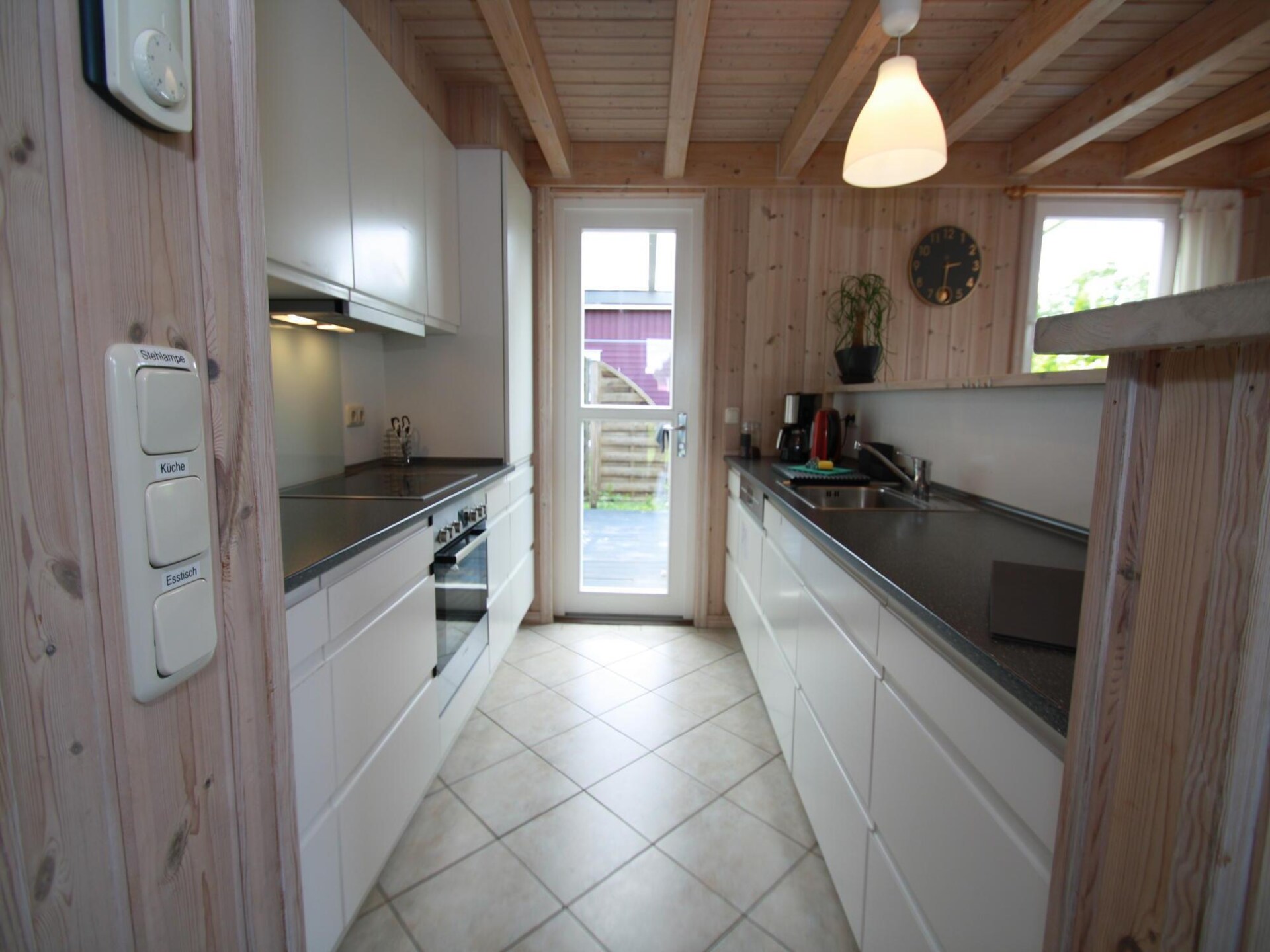 Ruim vakantiehuis met sauna en whirlpool direct aan het Dümmermeer - foto 12