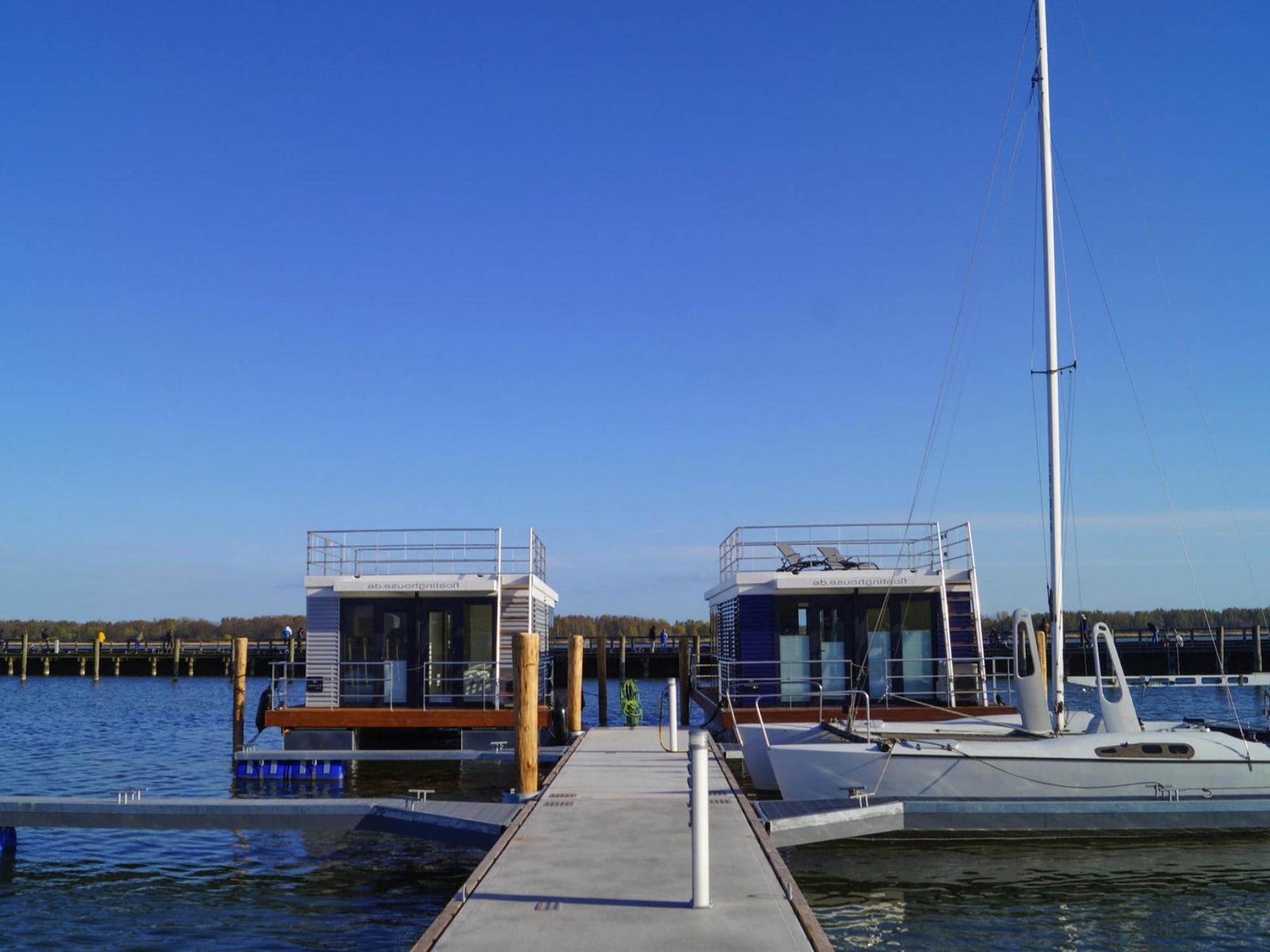 4-persoons woonboot aan het meer in Ribnitz-Damgarten - foto 16