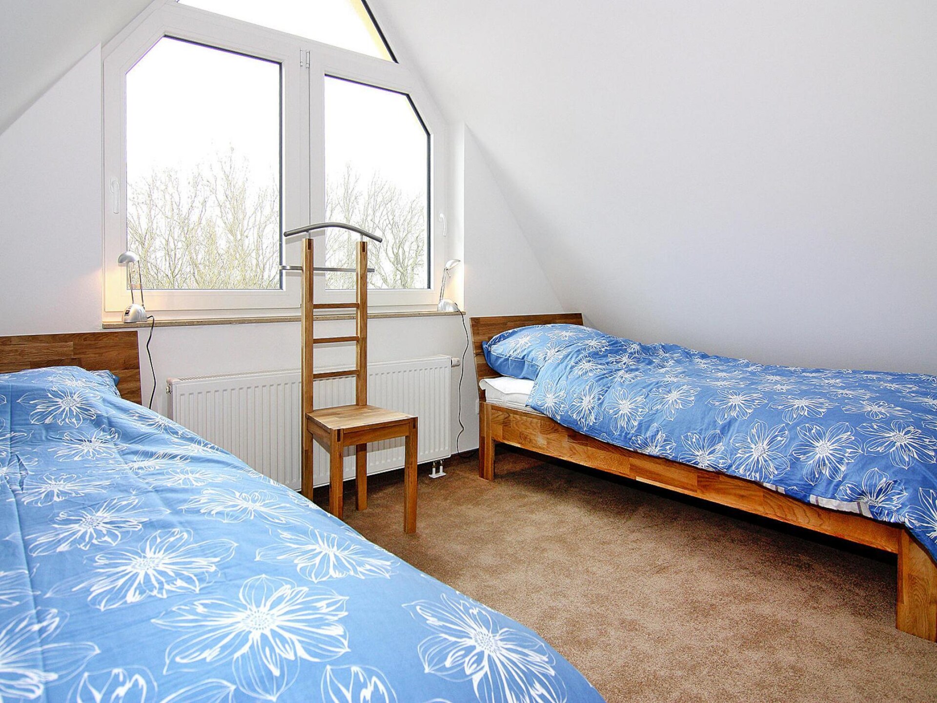 Rietgedekte twee-onder-een-kapwoning met sauna, open haard & omheinde tuin op 450m van het meer - foto 8