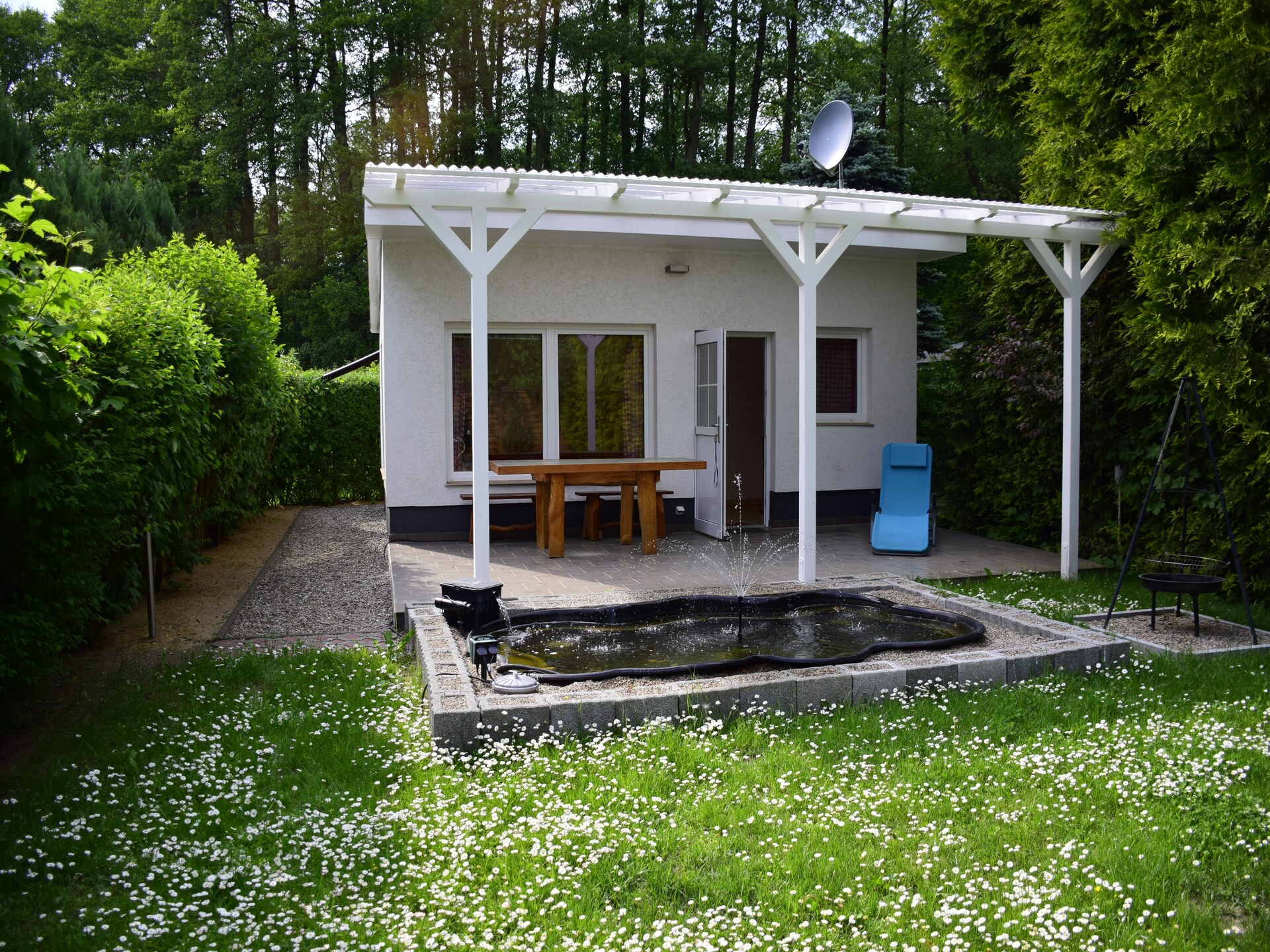 Romantisch vakantiehuis voor 2 in het Wockertal bij Parchim - foto 1