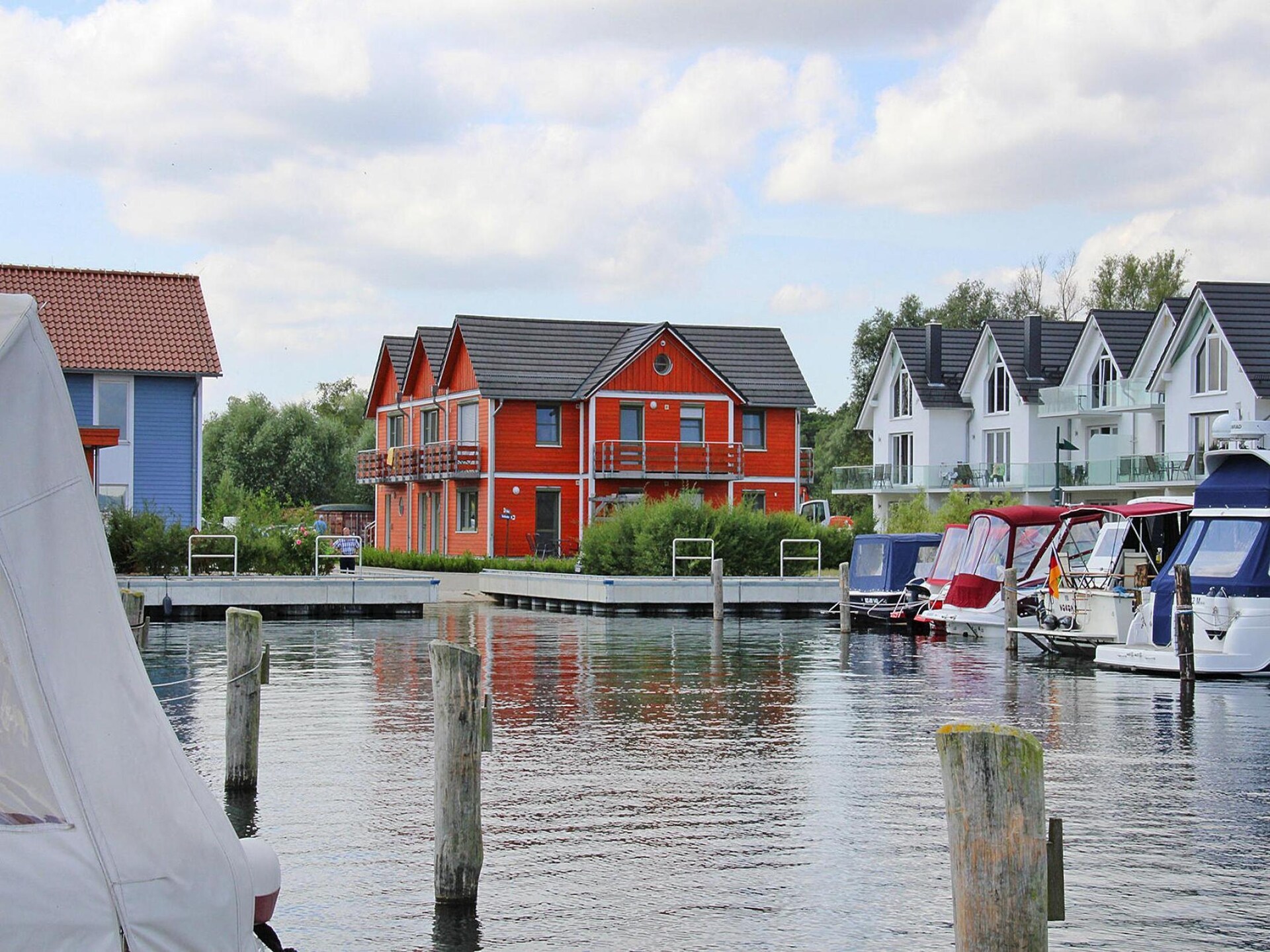 Direct aan het Plauer Meer: 3-kamerappartement voor 6 personen met WiFi - foto 10