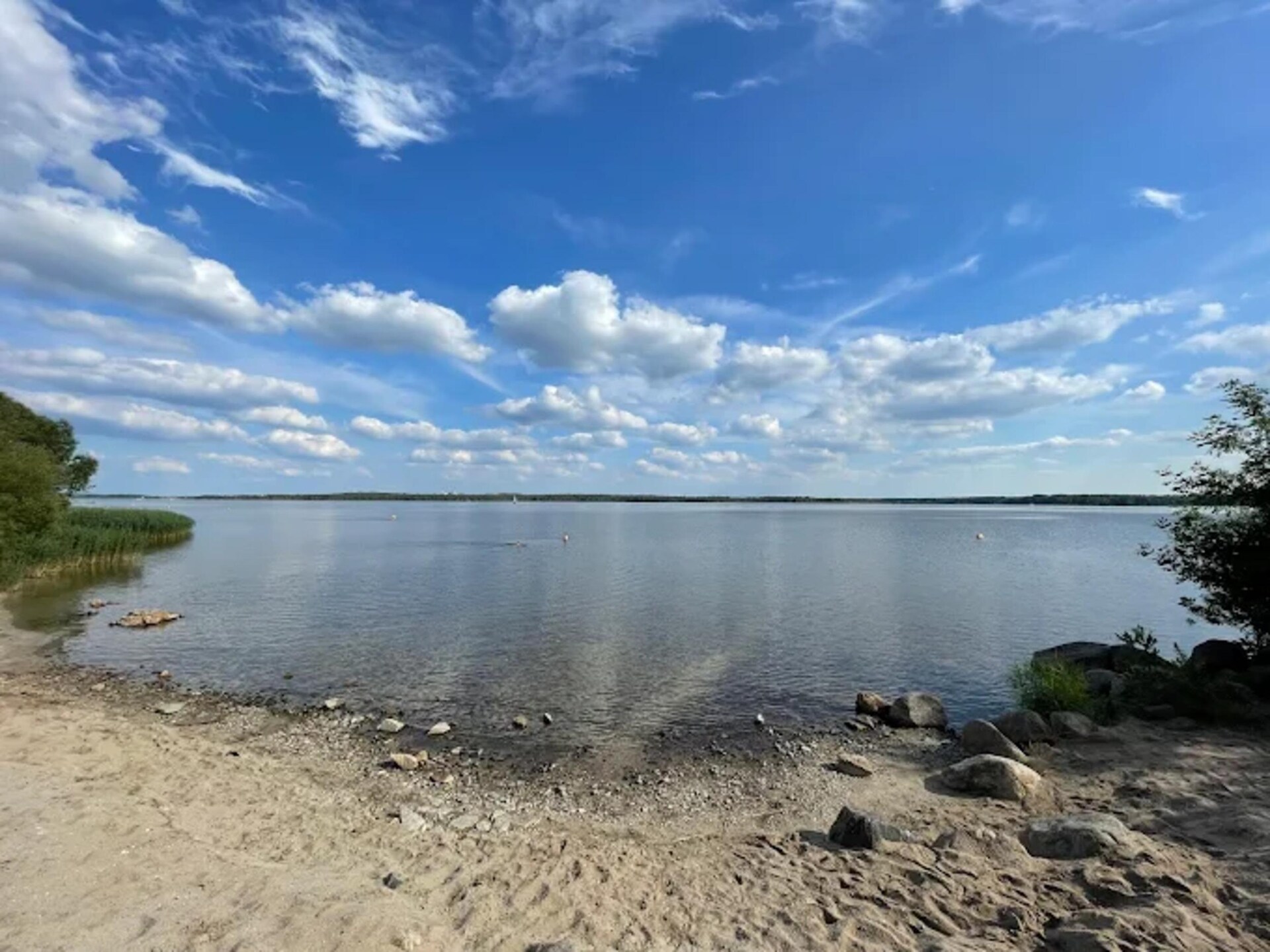 Vrijstaande bungalow aan de Senftenberger See met tuin, vlakbij het strand - foto 32
