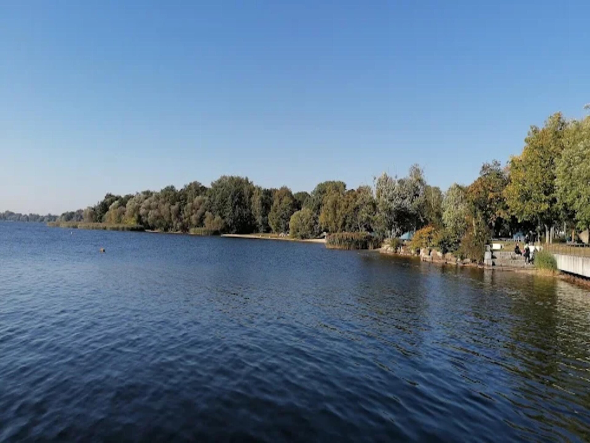 Vrijstaande bungalow aan de Senftenberger See met tuin, vlakbij het strand - foto 34