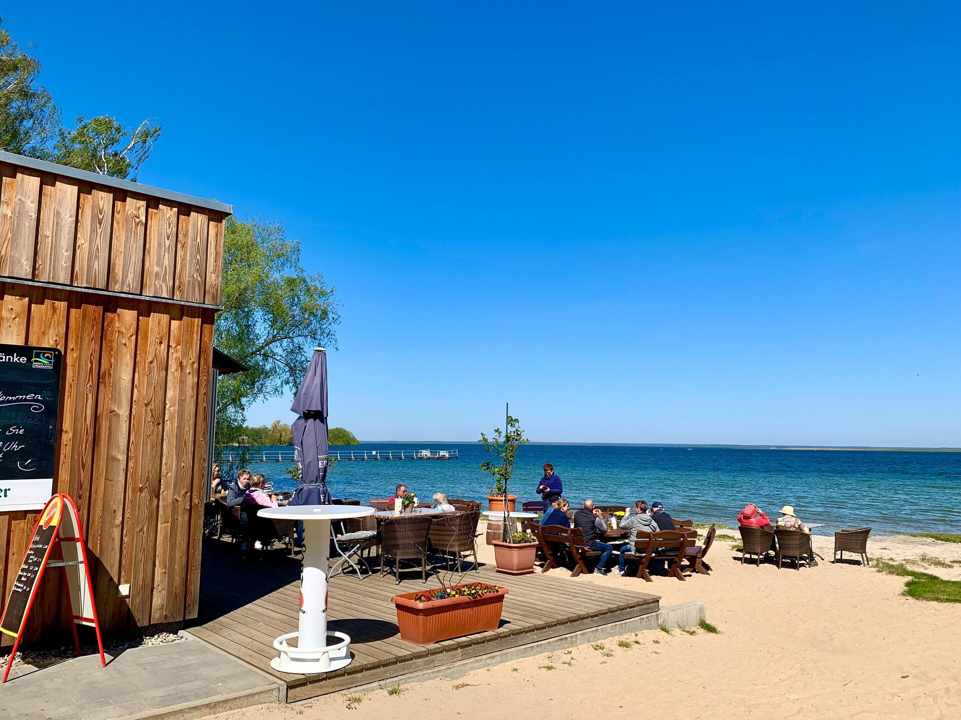 Vrijstaand vakantiehuis met sauna en roeiboot op 250 meter van de Müritz - foto 18
