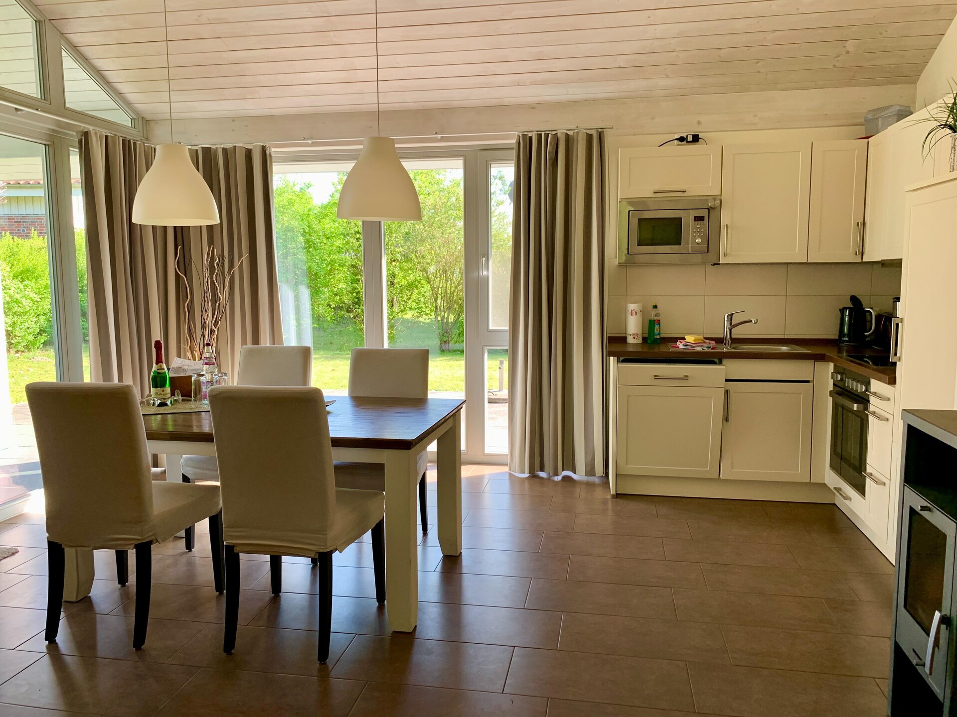 Vrijstaand vakantiehuis met sauna en roeiboot op 250 meter van de Müritz - foto 3