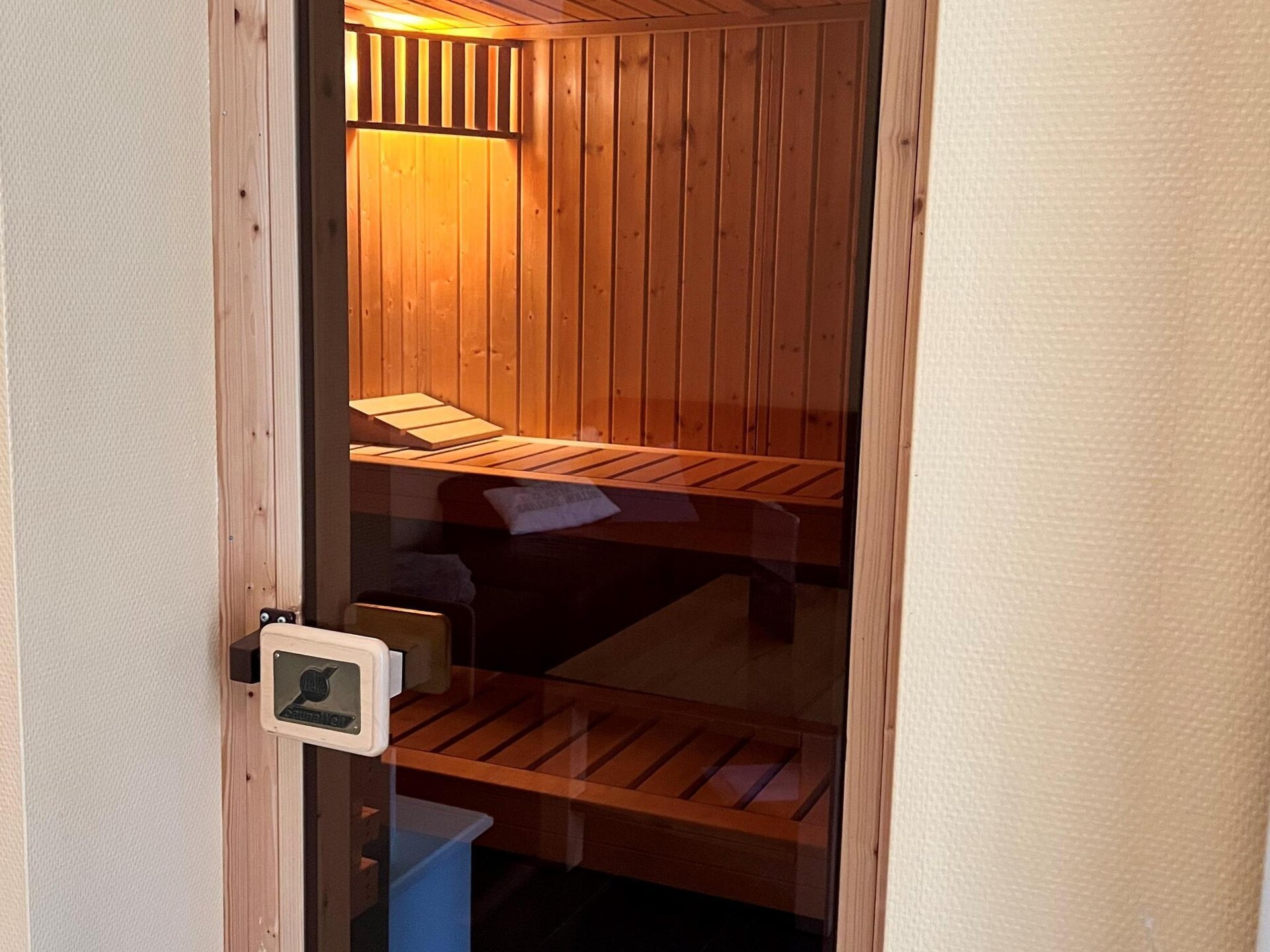 Vrijstaand vakantiehuis met sauna en roeiboot op 250 meter van de Müritz - foto 13