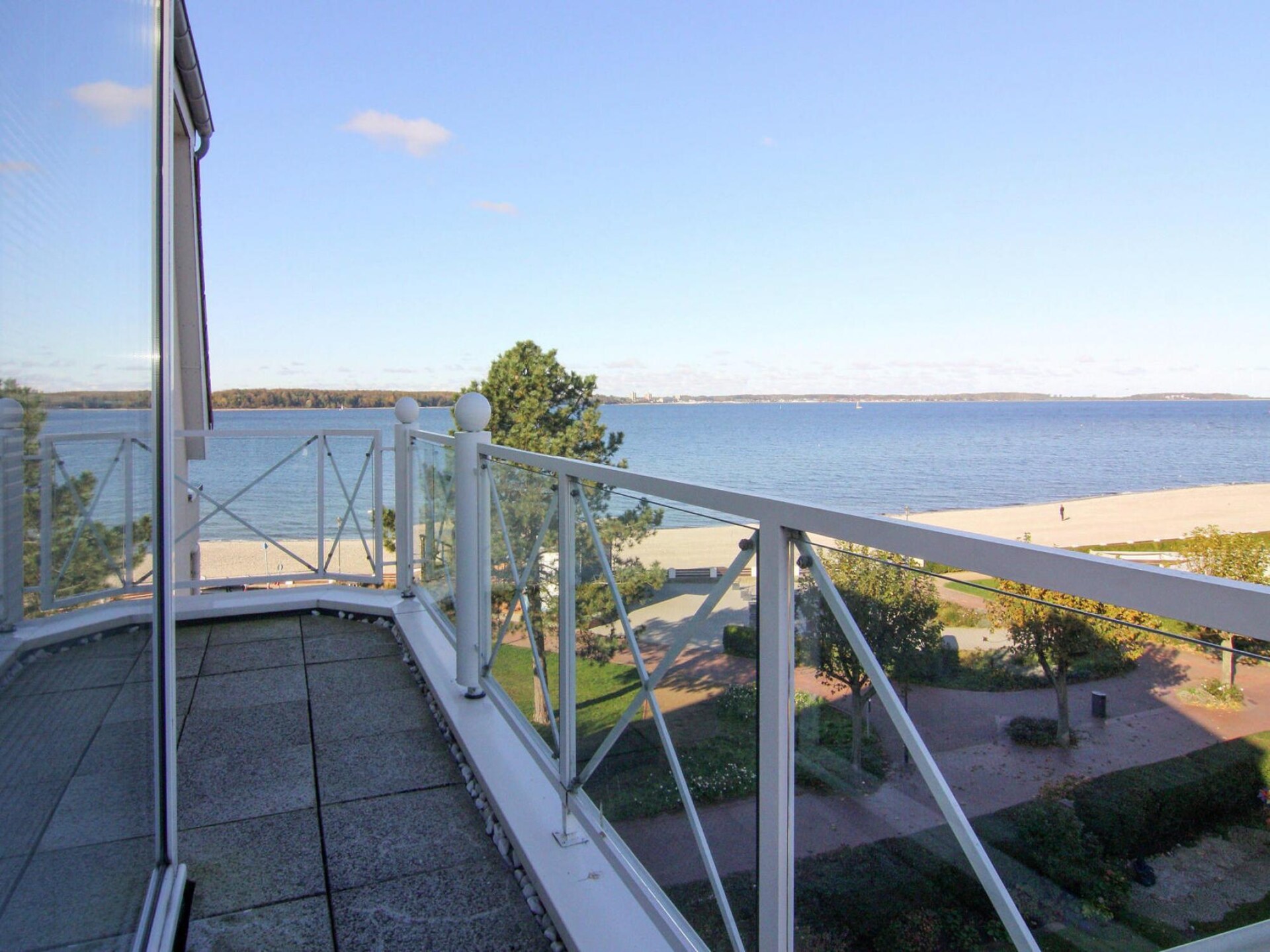 Chic appartement met balkon en uitzicht op de Kiel Fjord, 50m van het strand - foto 4