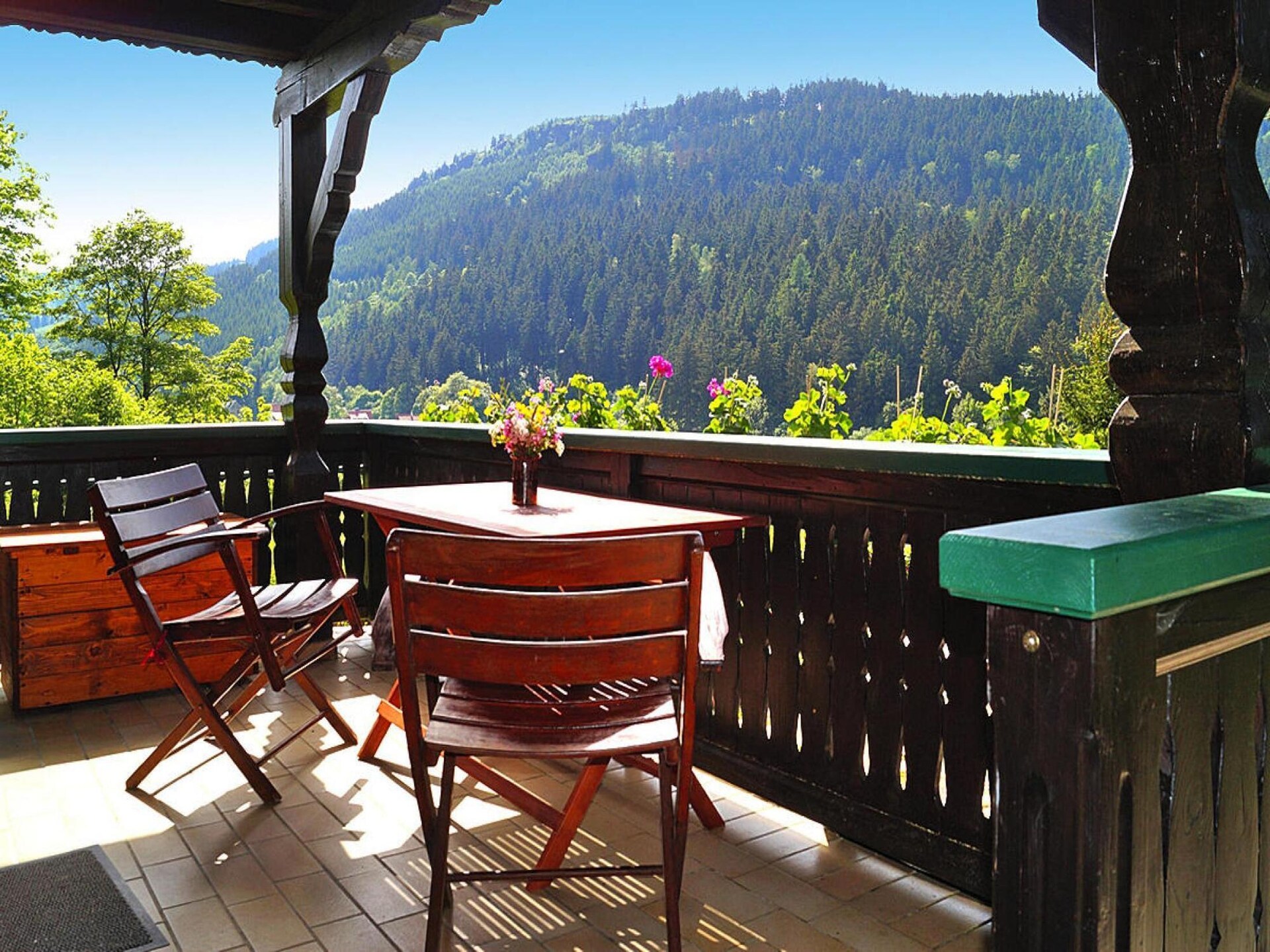 Vrijstaand vakantiehuis met bergzicht in Oberschönau, Thüringer Woud - foto 29