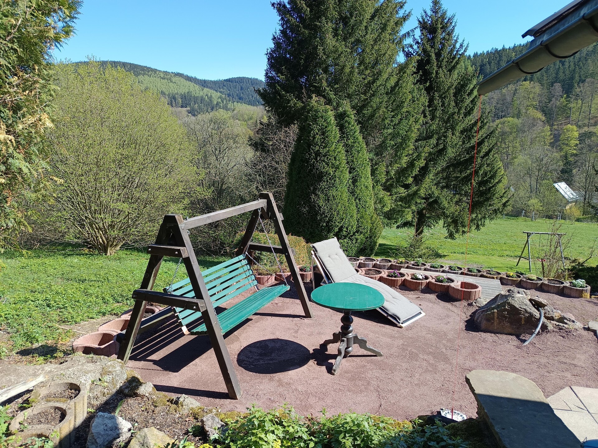 Vrijstaand vakantiehuis met bergzicht in Oberschönau, Thüringer Woud - foto 34