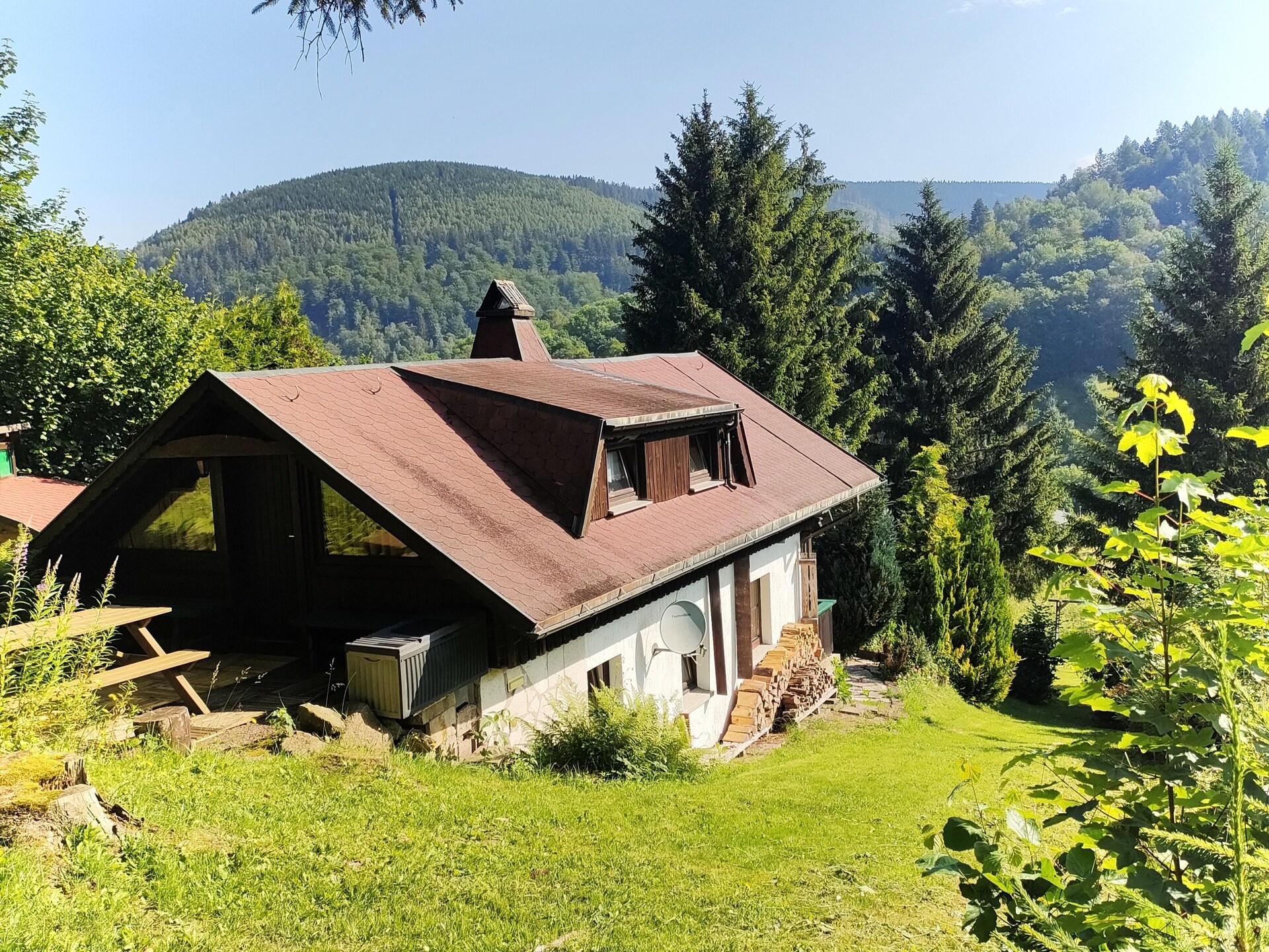 Vrijstaand vakantiehuis met bergzicht in Oberschönau, Thüringer Woud - foto 4