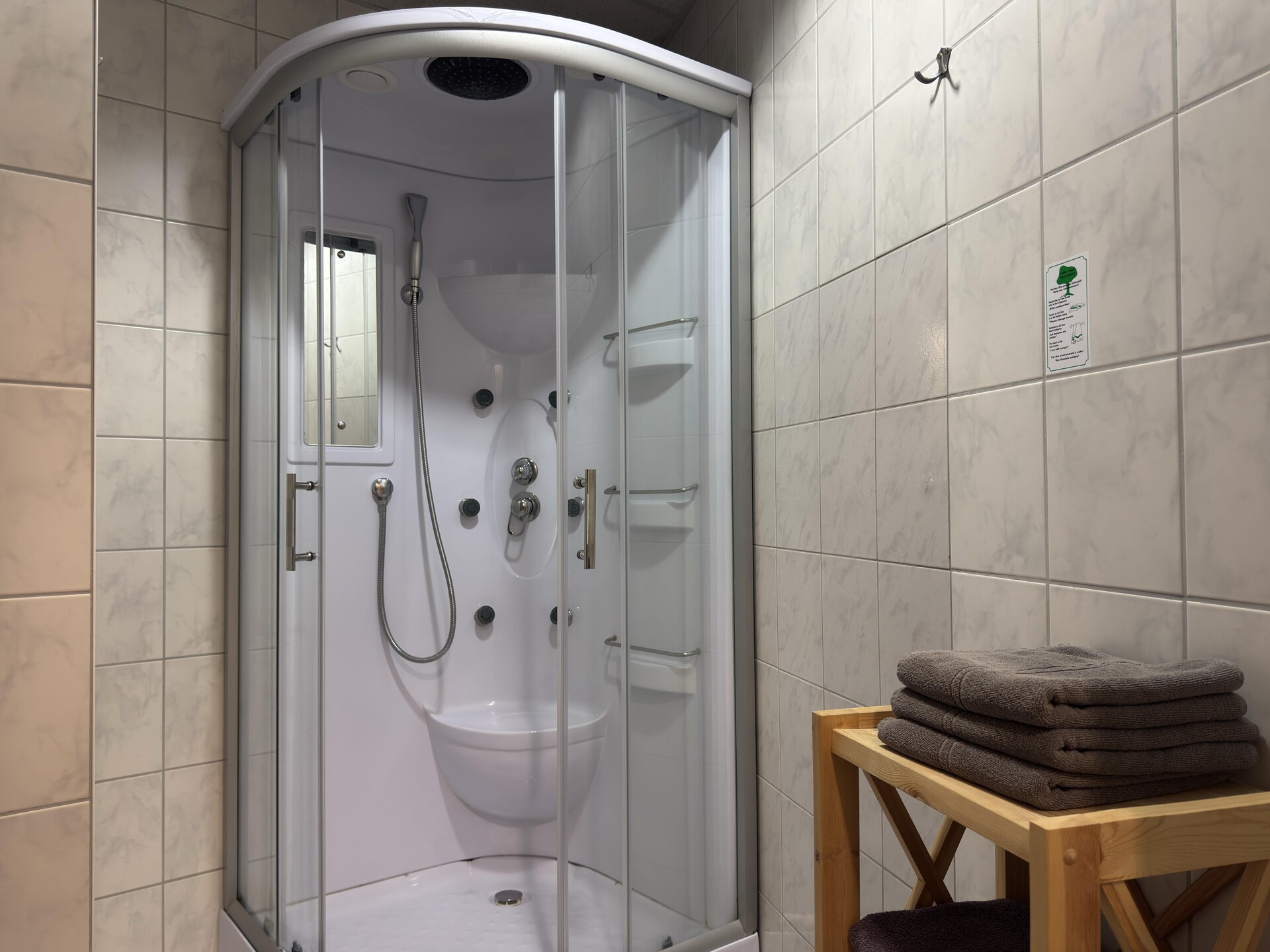Aan het meer: Licht appartement met wellness in Schwerin · 3 pers. - foto 25