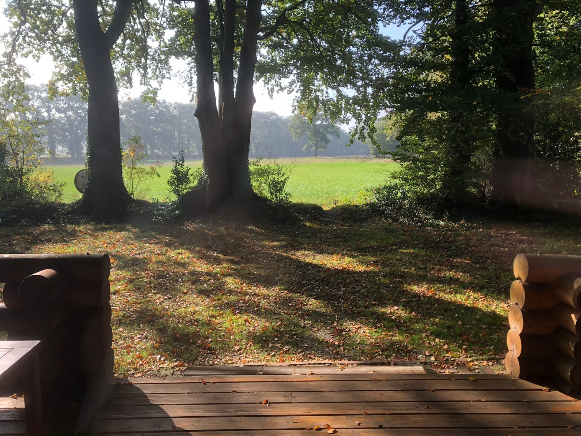 Knusse blokhut aan het meer bij Wiefelstede, vlakbij golfbaan - foto 13